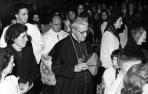 El cardenal Larraona, en una visita a Oteiza de la Solana en 1961.