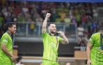 Saldise celebra el título con la medalla de campeón en la mano