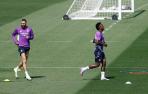 Benzema y Vinicius durante el último entrenamiento con el Real Madrid