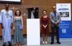 Desde la izquierda, Tateh Lehbib (artista), Yolanda Andueza (coordinadora de la delegación en Navarra del Comité Español de Acnur), Bianca Rus (representante de la Oficina de Acnur ESPAÑA) y Javier Fernández (director general de la Fundación Caja Navarra)
