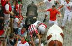 Octavo encierro de San Fermín en el tramo del exterior de la plaza