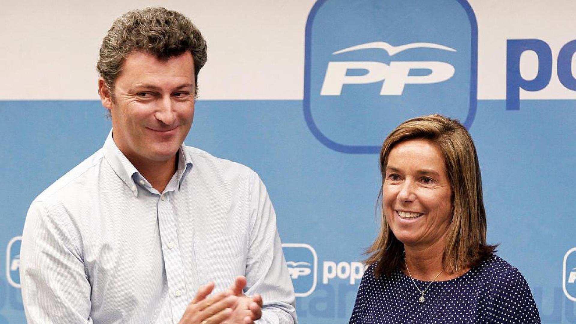 La vicesecretaria de Organización del PP, Ana Mato, ha acudido este sábado a la Junta Directiva Regional de los populares navarros, celebrada en el hotel Blanca de Navarra. En su alocución, ha destacado que con el pacto suscrito con UPN para que ambas formaciones concurran juntas a las elecciones del 20-N "gana Navarra y gana España".