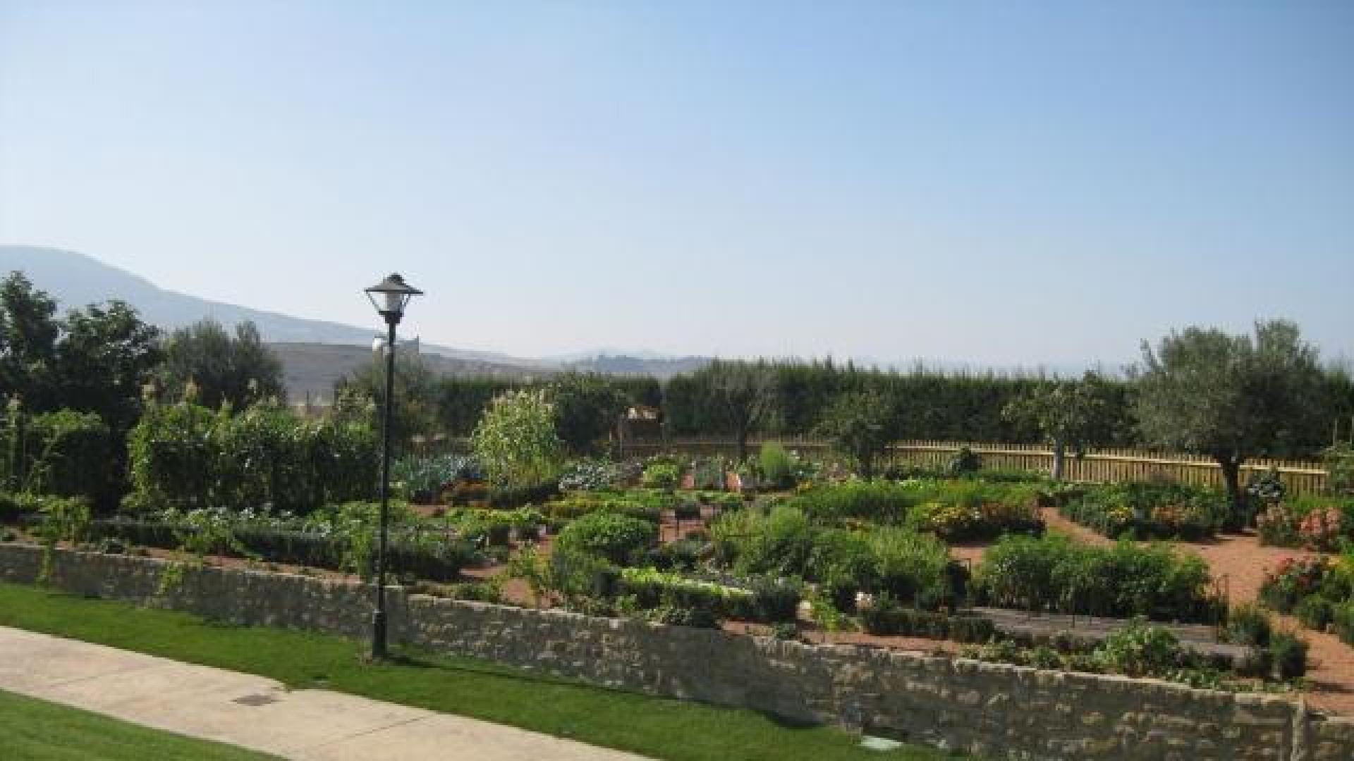 Huerta ecológica en el Parque de los Sentidos de Noáin. 	DN