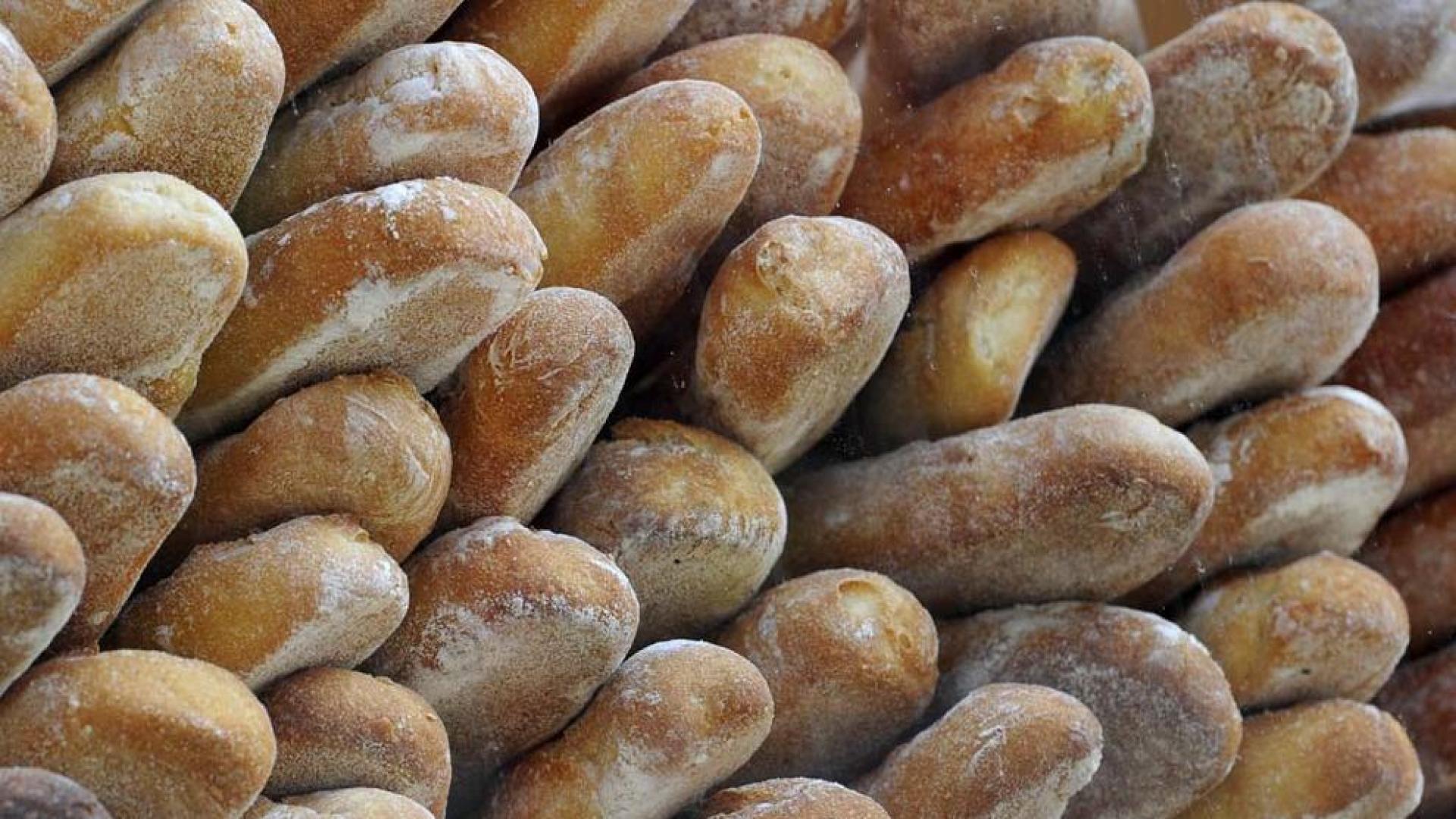 Competencia abre un expediente a trece establecimientos de pan de Navarra