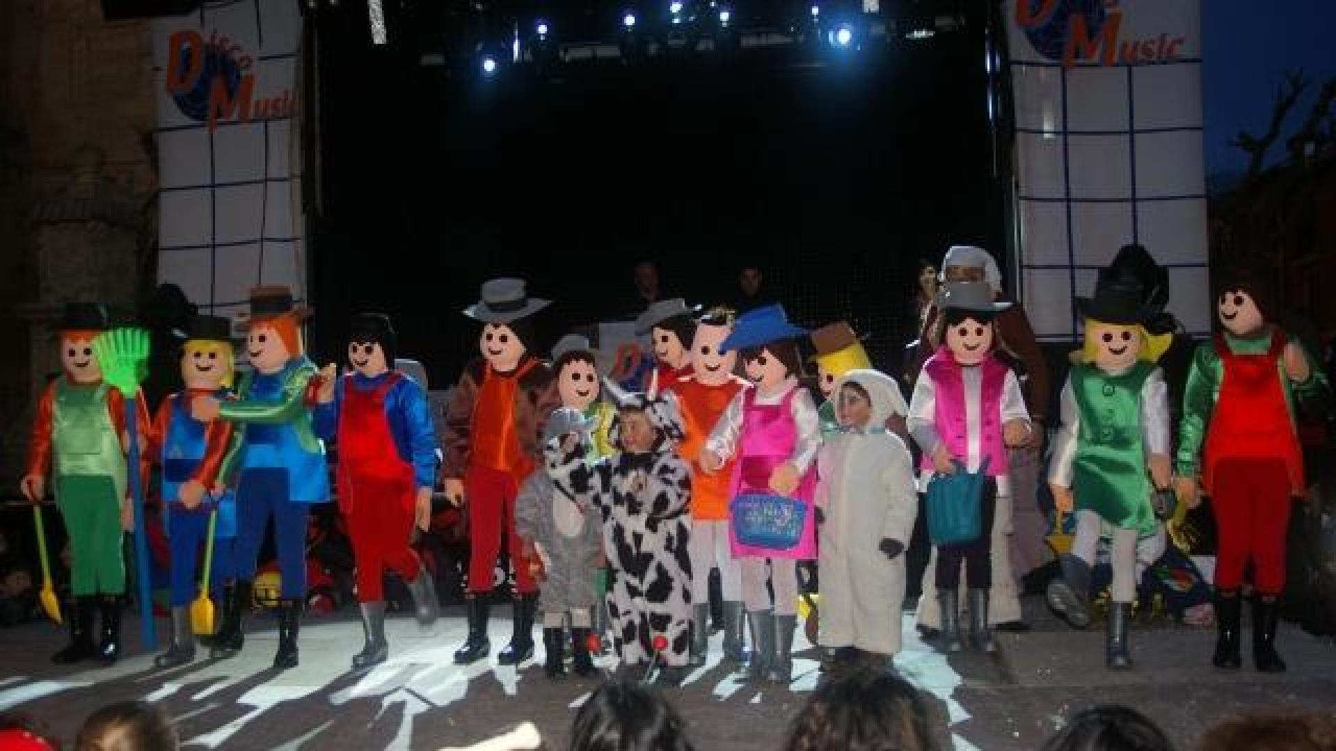 El grupo de niños que ganó el concurso. 	JAVIER LABEAGA PELLEJERO
