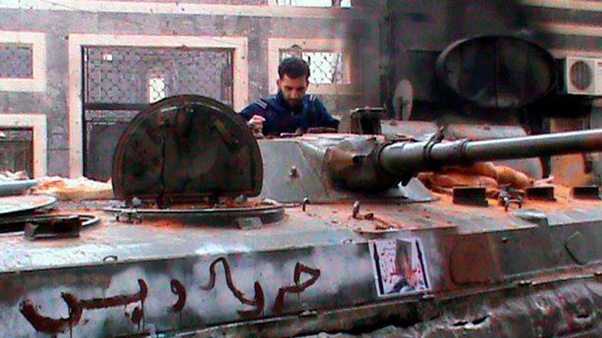 Los rebeldes se retiran del barrio sitiado de Homs