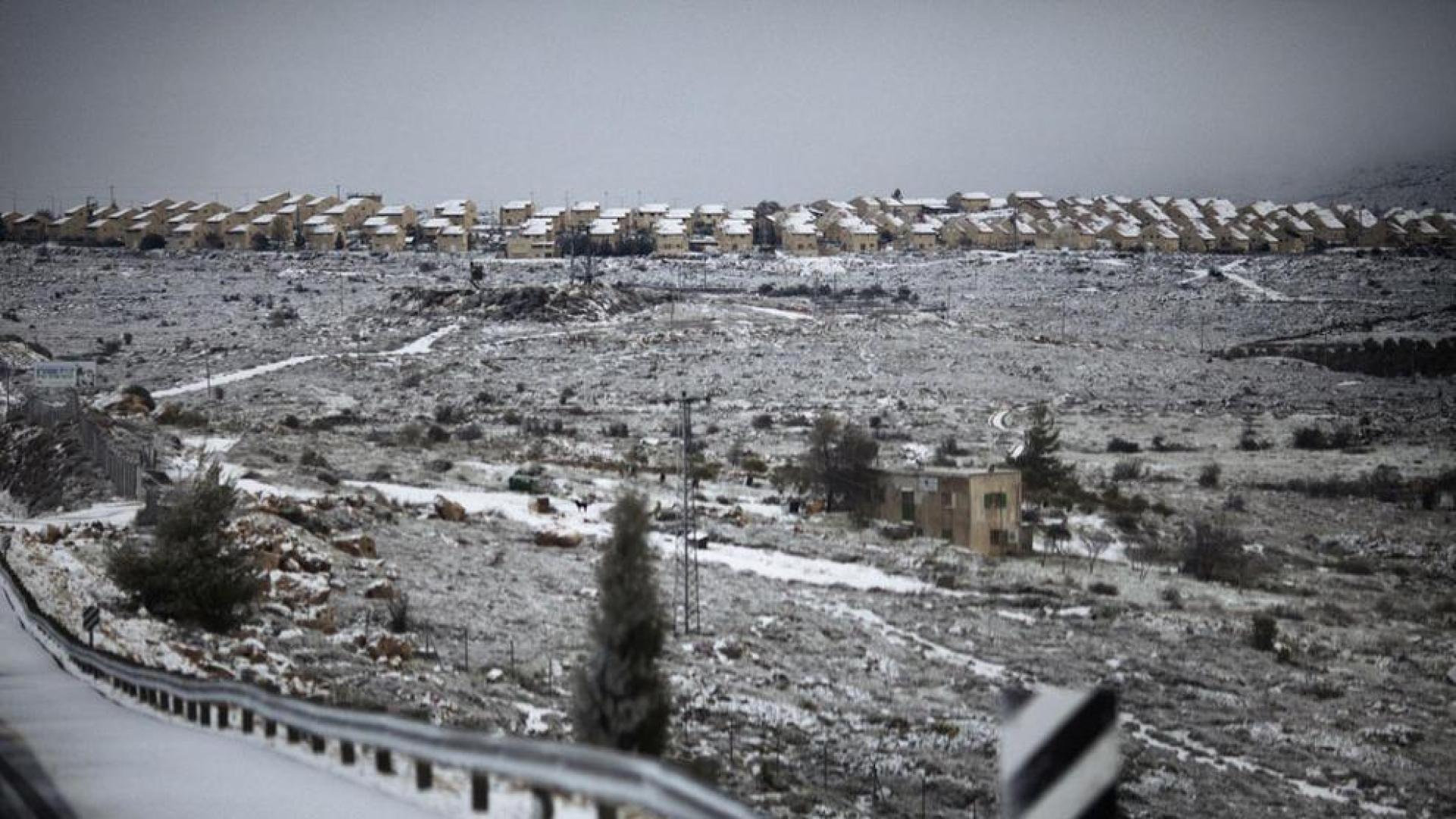 Jerusal&eacute;n amanece cubierta de nieve