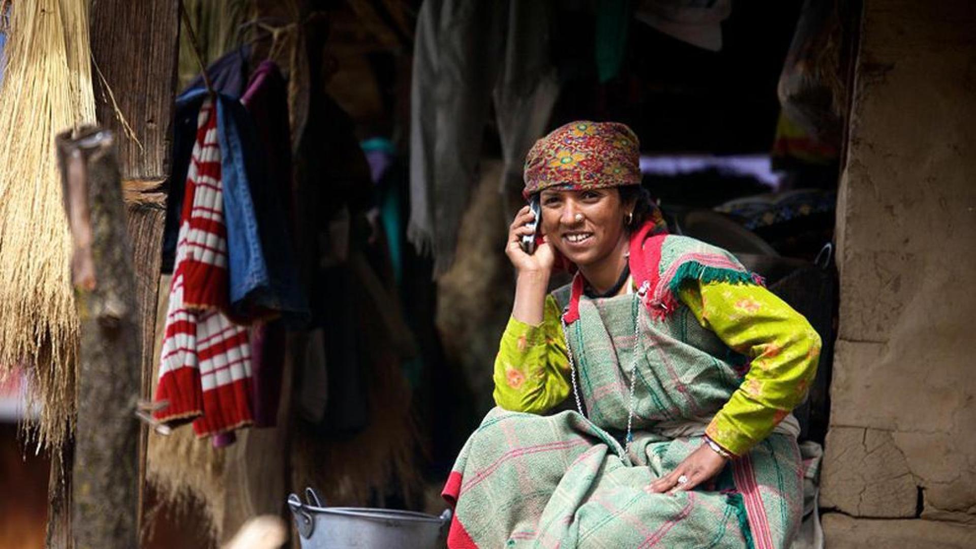 La India tiene 900 millones de l&iacute;neas de telefon&iacute;a m&oacute;vil