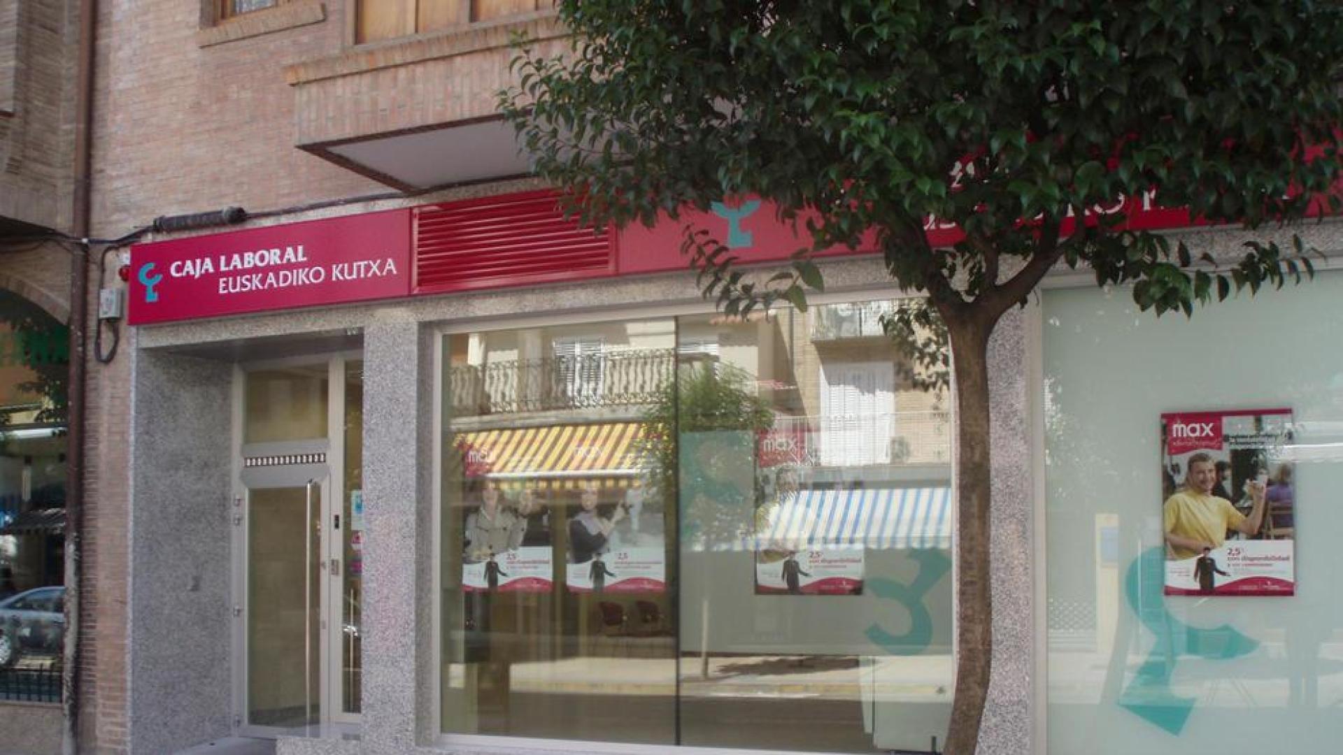 Caja Laboral e Ipar Kutxa comienzan su futura integración
