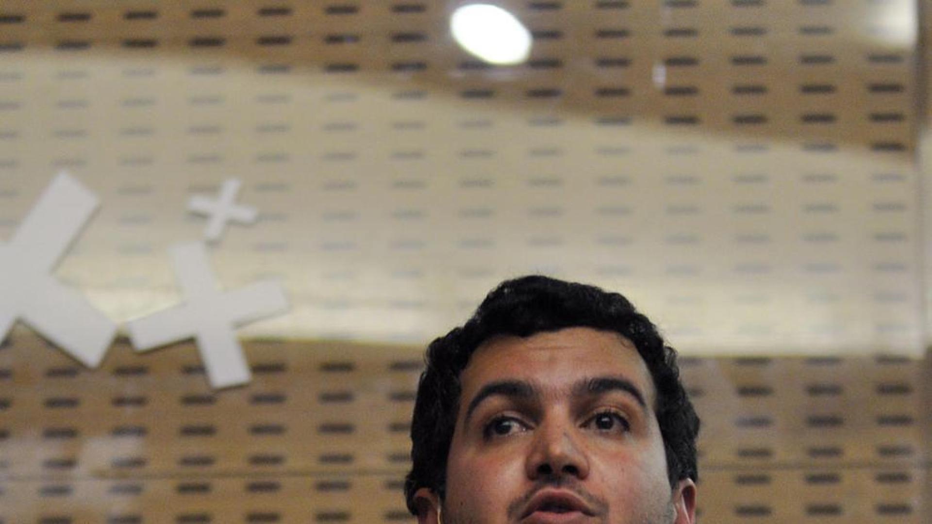 Alejandro Ambrad: "Para encontrar trabajo hay que ser creativo"