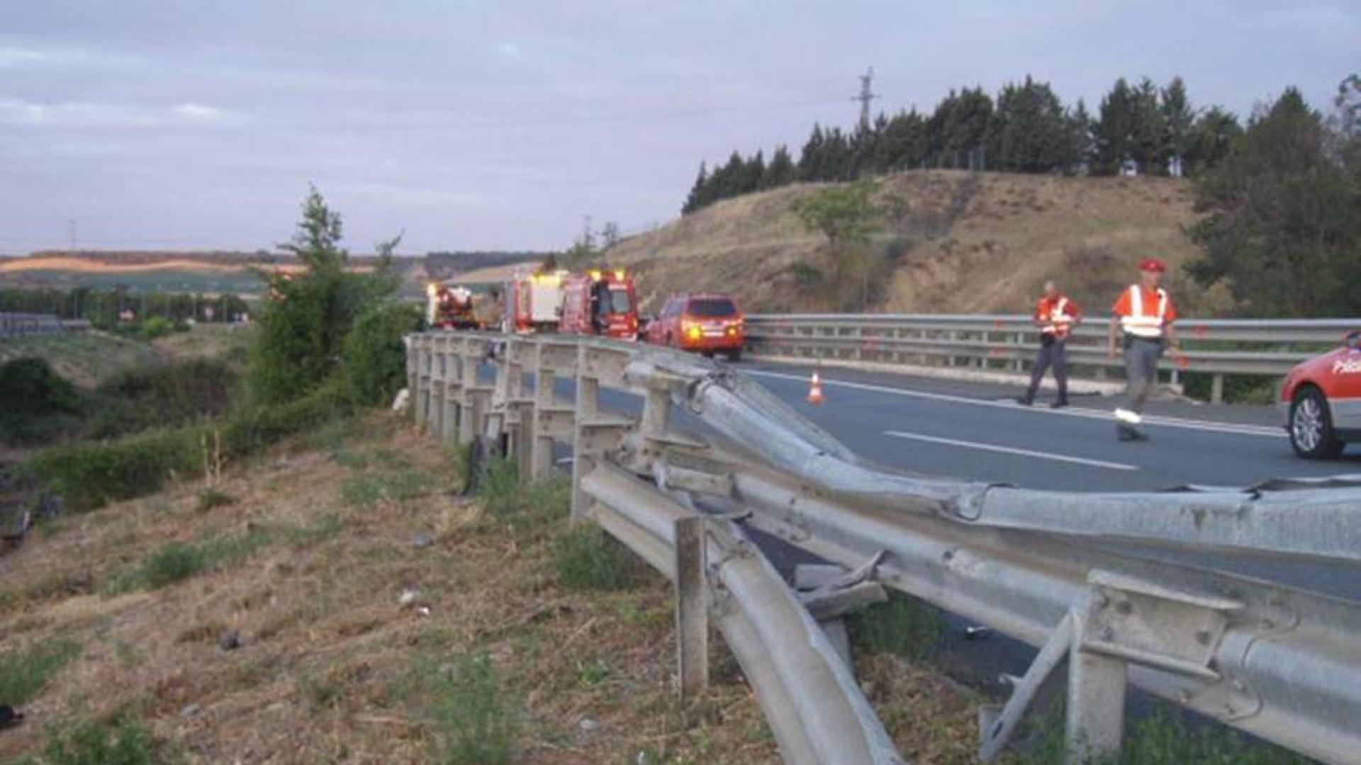 Dos heridos graves en un accidente en la AP-15 en Tafalla