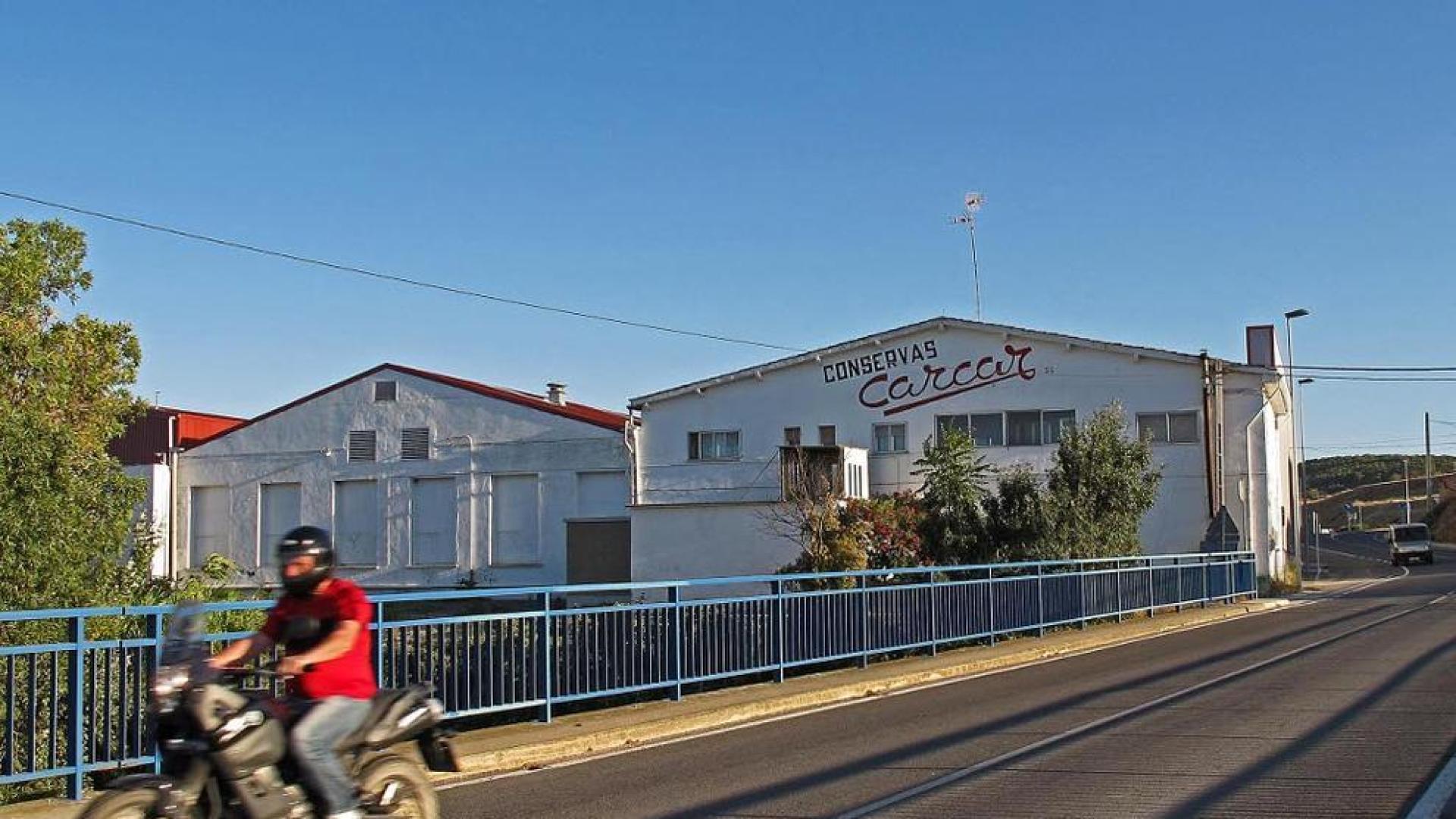 Conservas C&aacute;rcar cesa su actividad con el despido de sus 37 operarios