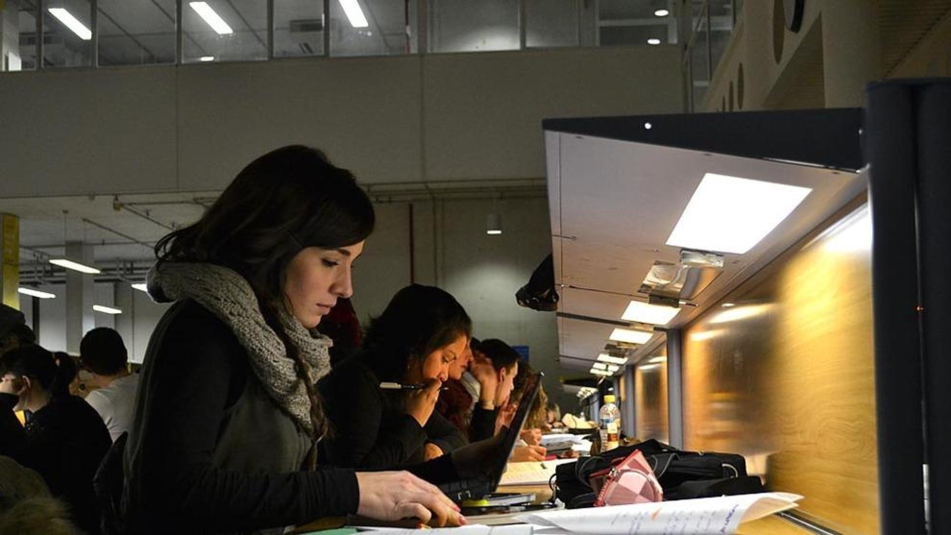 Los estudiantes de la UPNA empiezan los exámenes.