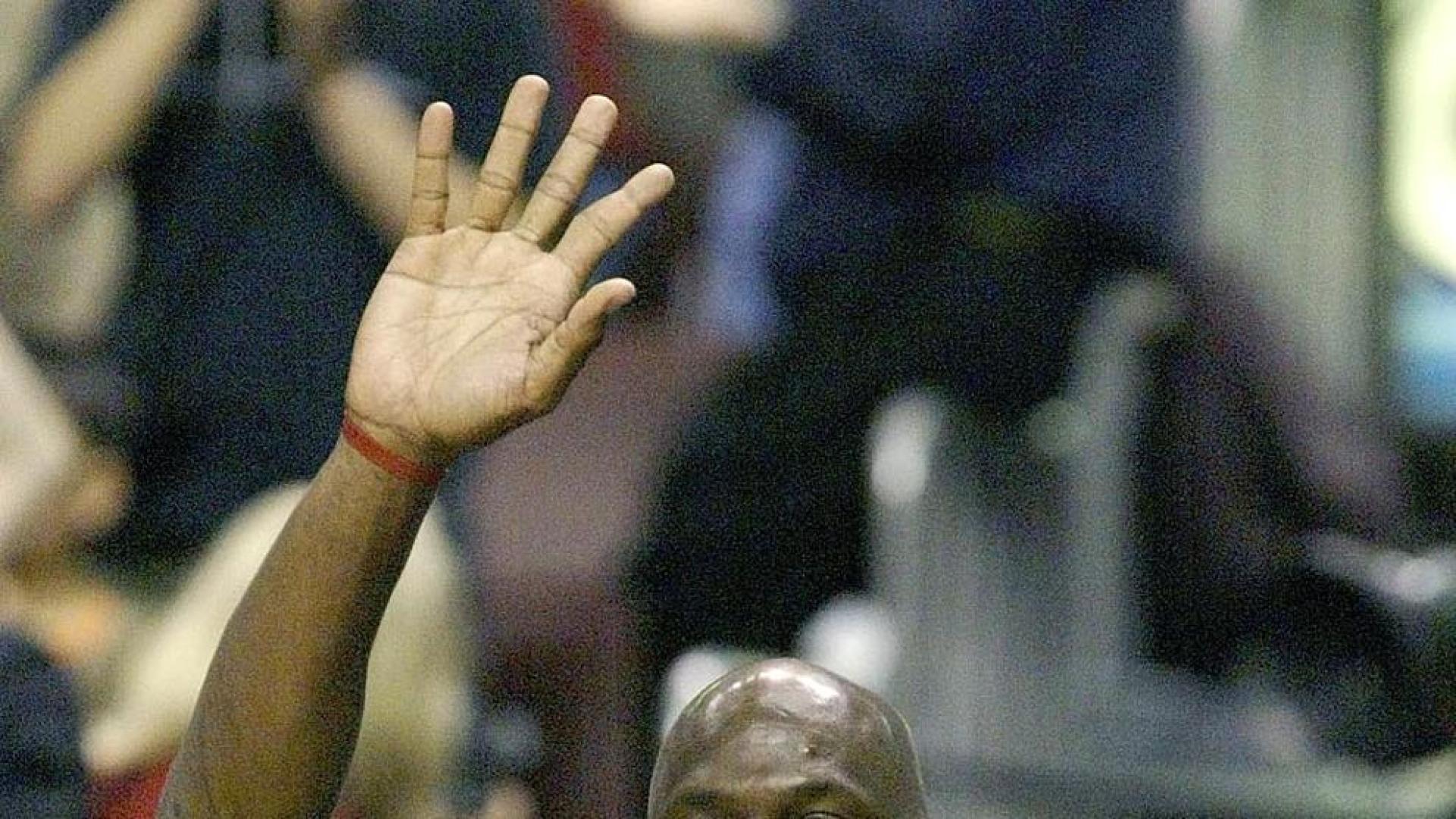 Michael Jordan, considerado uno de los mejores deportistas de todos los tiempos y mejor jugador de baloncesto de la historia, cumple 50 años. En estas imágenes se recogen algunos de los momentos más importantes de su vida personal y carrera deportiva.
