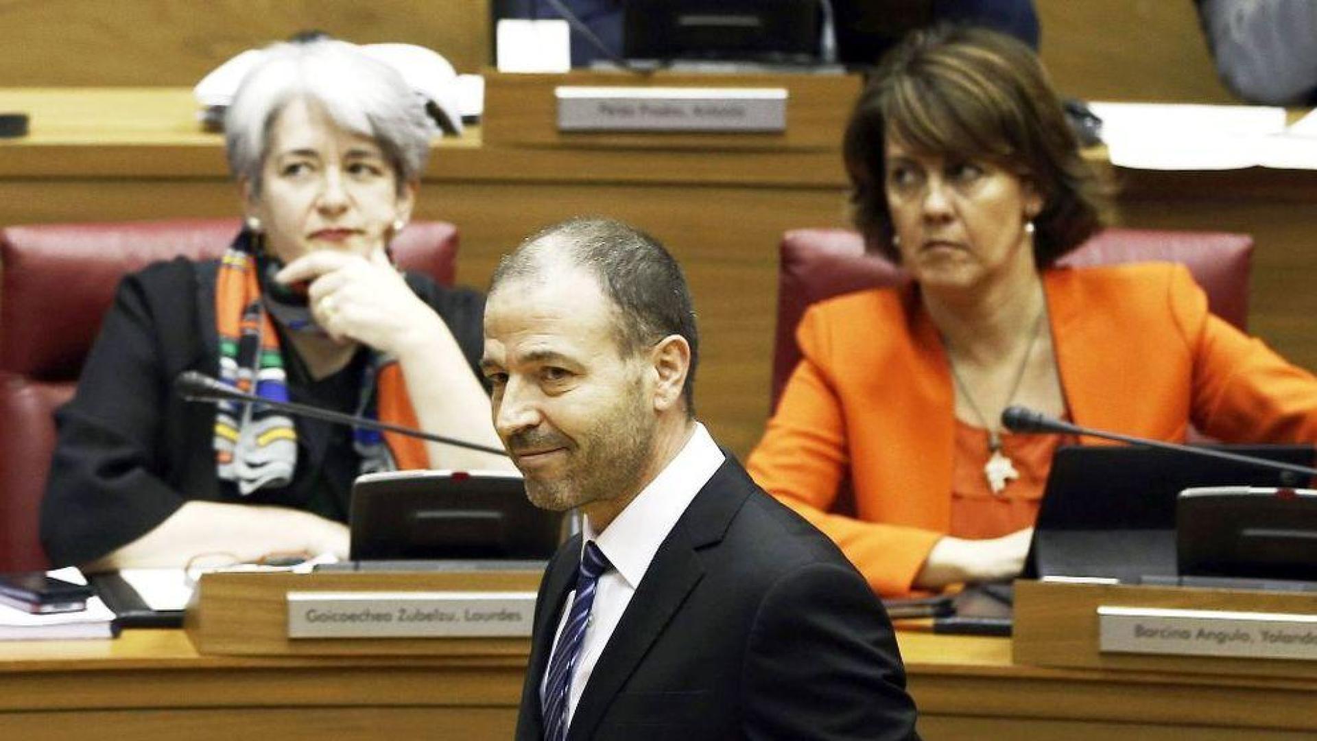 Juan Carlos Longás ve a Navarra en situación de "emergencia"