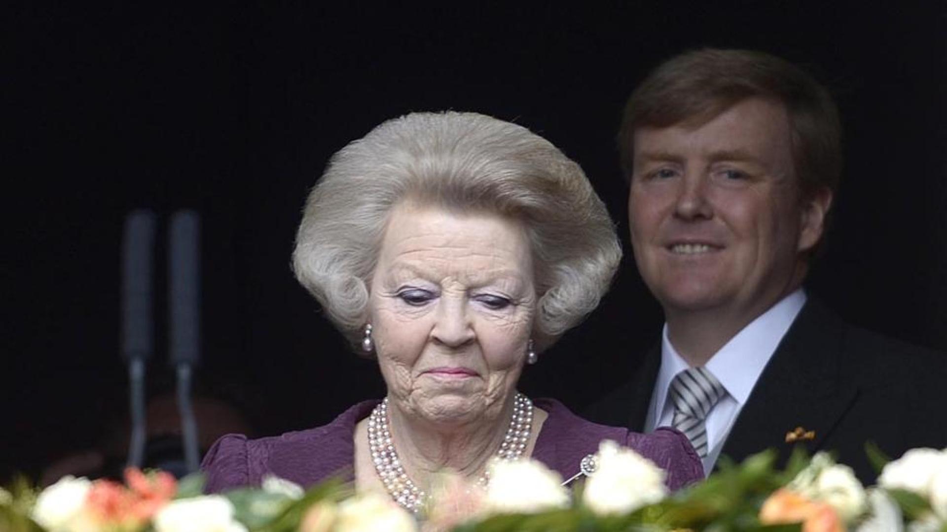 Abdicación de la reina Beatriz de Holanda