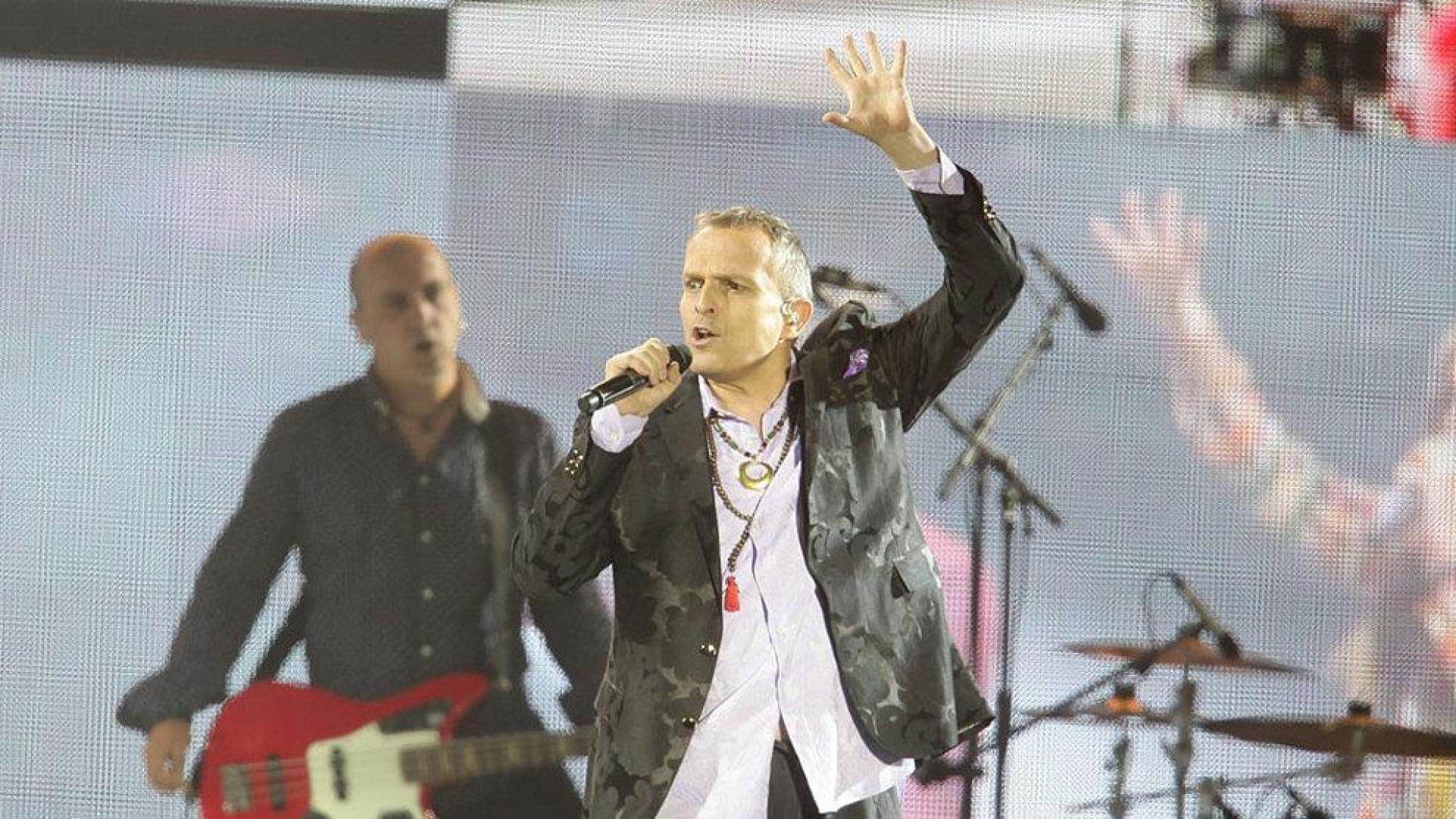 Miguel Bos&eacute; re&uacute;ne en el Z&oacute;calo a cerca de 100.000 mexicanos
