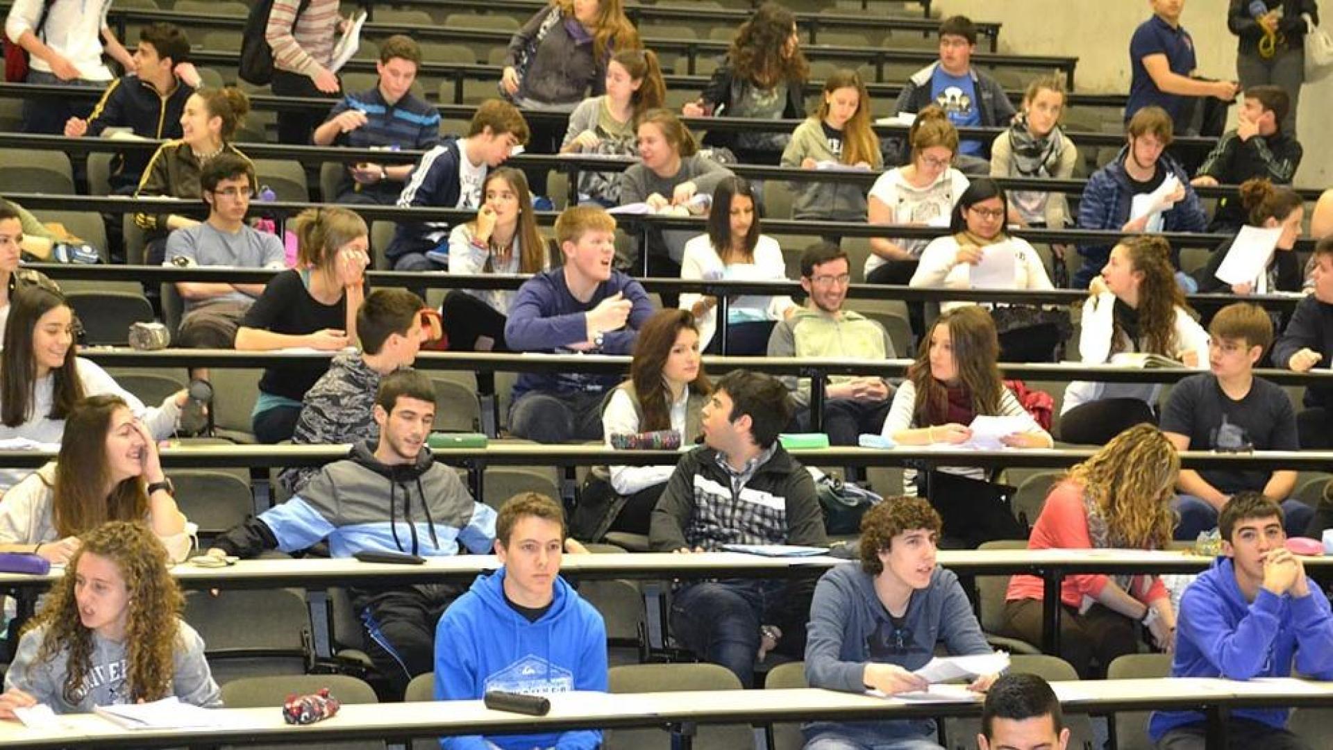 2.718 alumnos se enfrentan desde este miércoles a las Pruebas de Acceso a la Universidad.