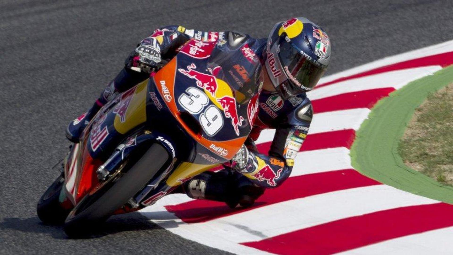 Salom, pole, acecha a Vi&ntilde;ales