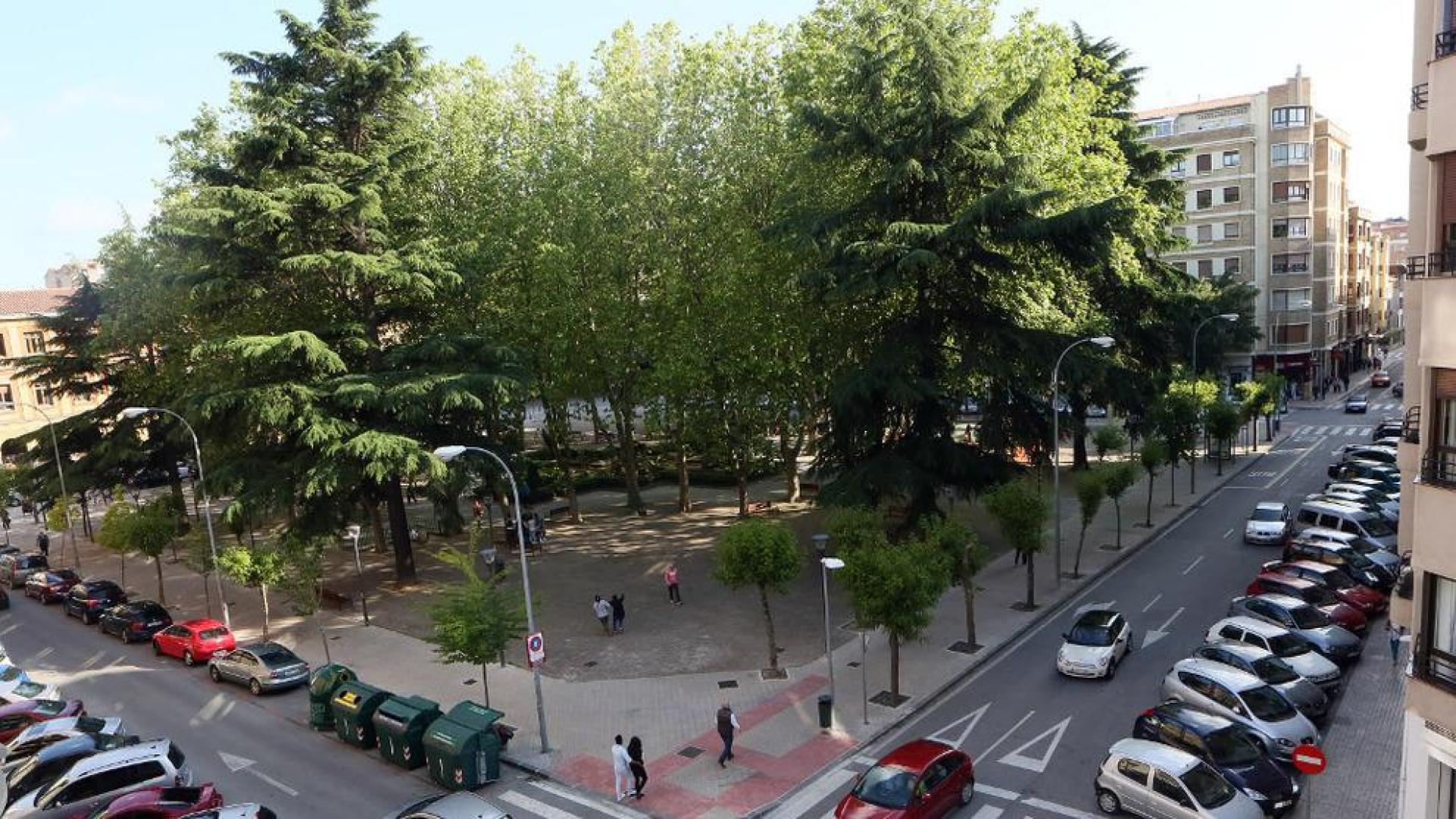 Pamplona estudia un proyecto de parking para la plaza de la Cruz