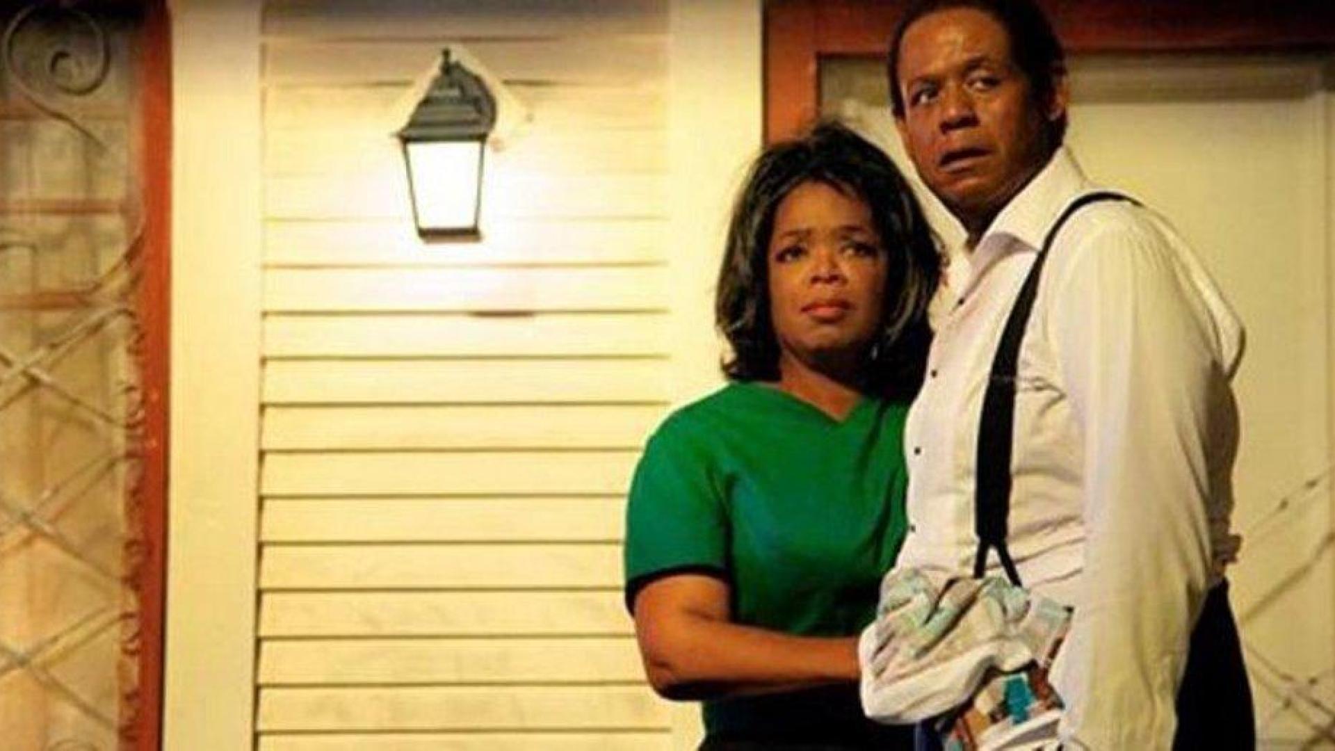 Oprah Winfrey y Forest Whitaker, en una escena de la pel&iacute;cula