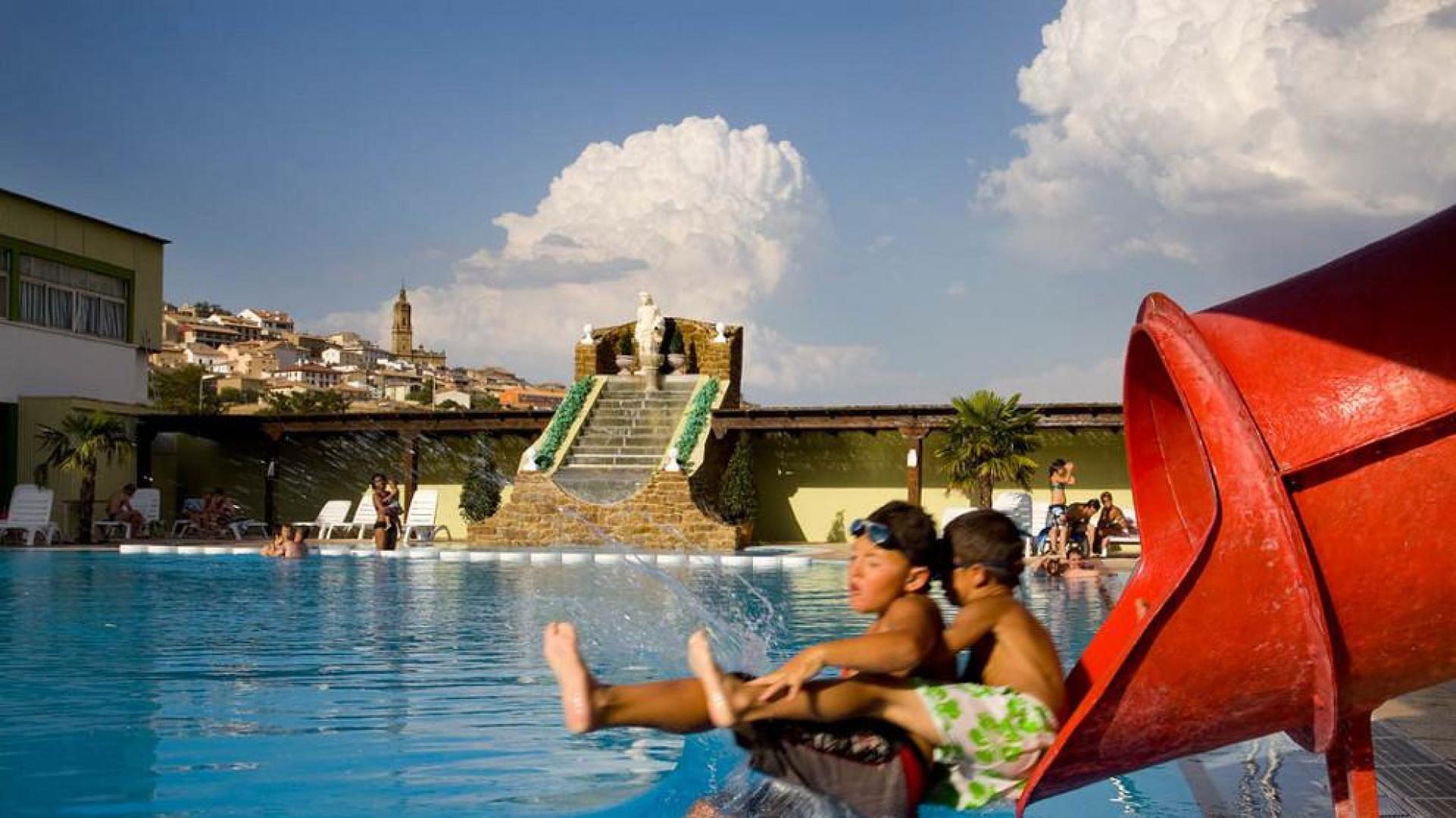 Doce campings navarros regalan estancias a familias en paro