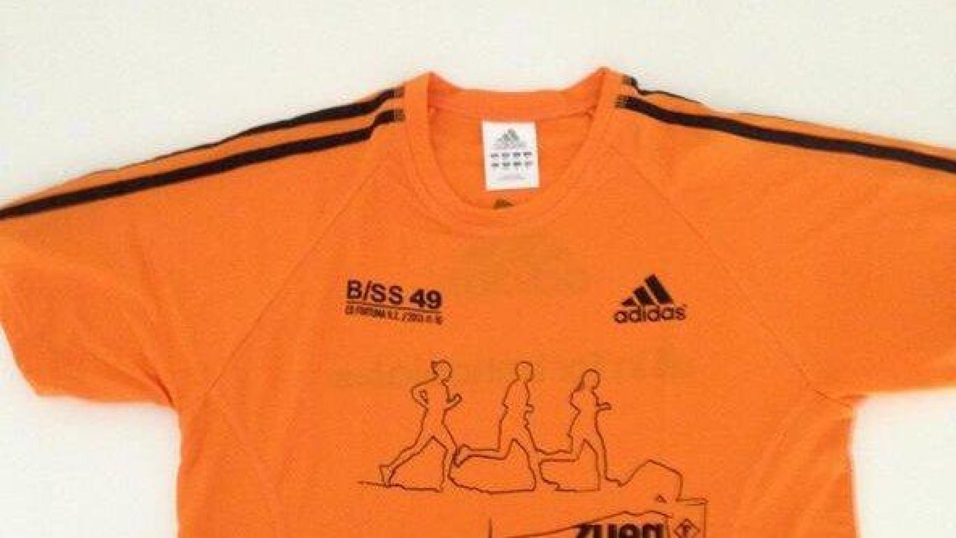 La camiseta para la Behobia-San Sebasti&aacute;n 2013, de color naranja