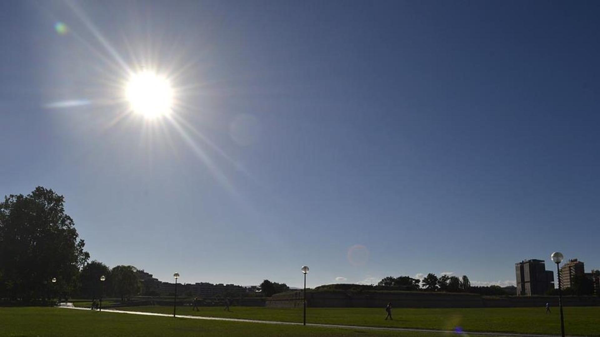 Un frente cálido elevará las temperaturas hasta los 34 grados