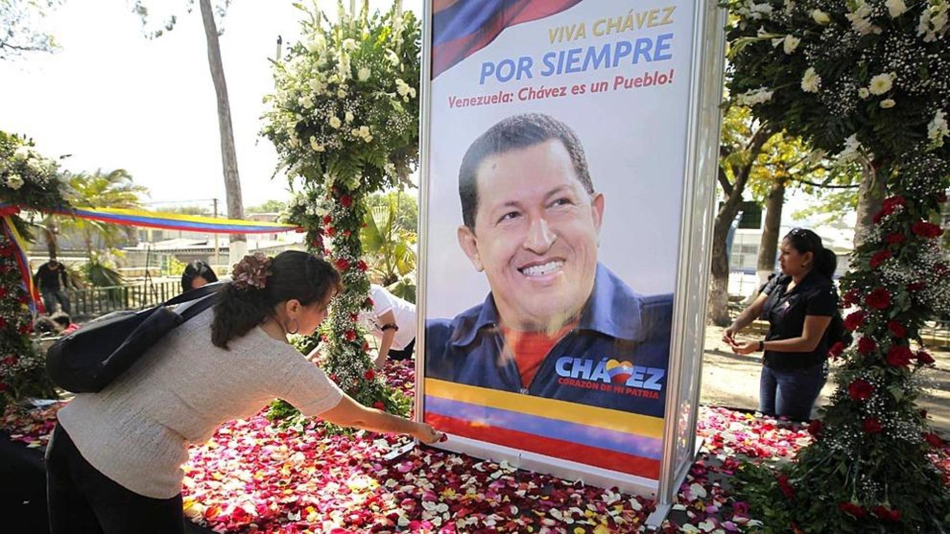 Diversas autoridades dieron el último adiós al presidente de Venezuela.