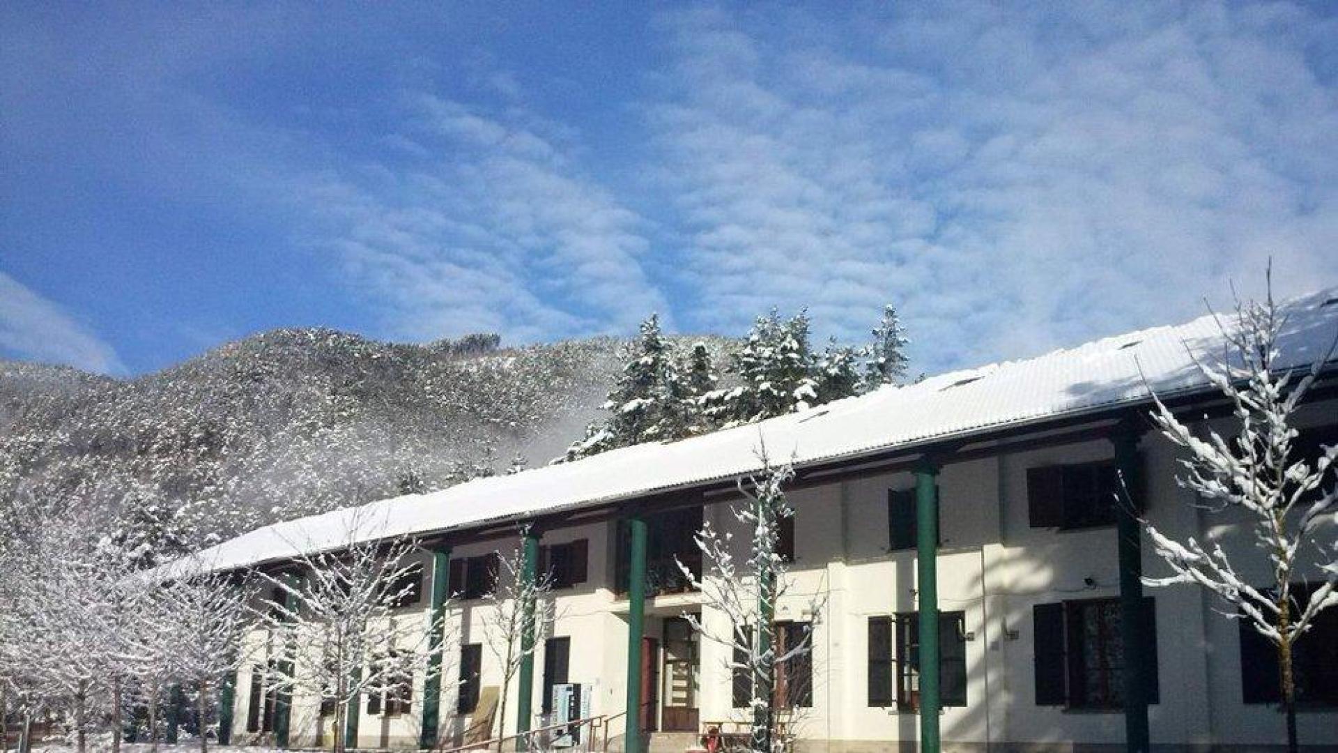Cuatro vecinos de Isaba reabren el camping Asolaze