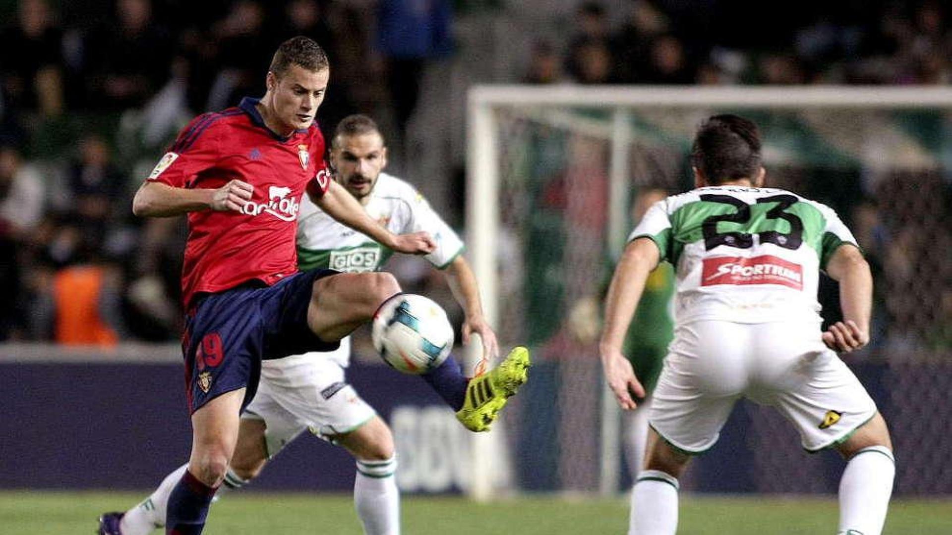 Osasuna afina su ataque y da por bueno el empate ante el Elche