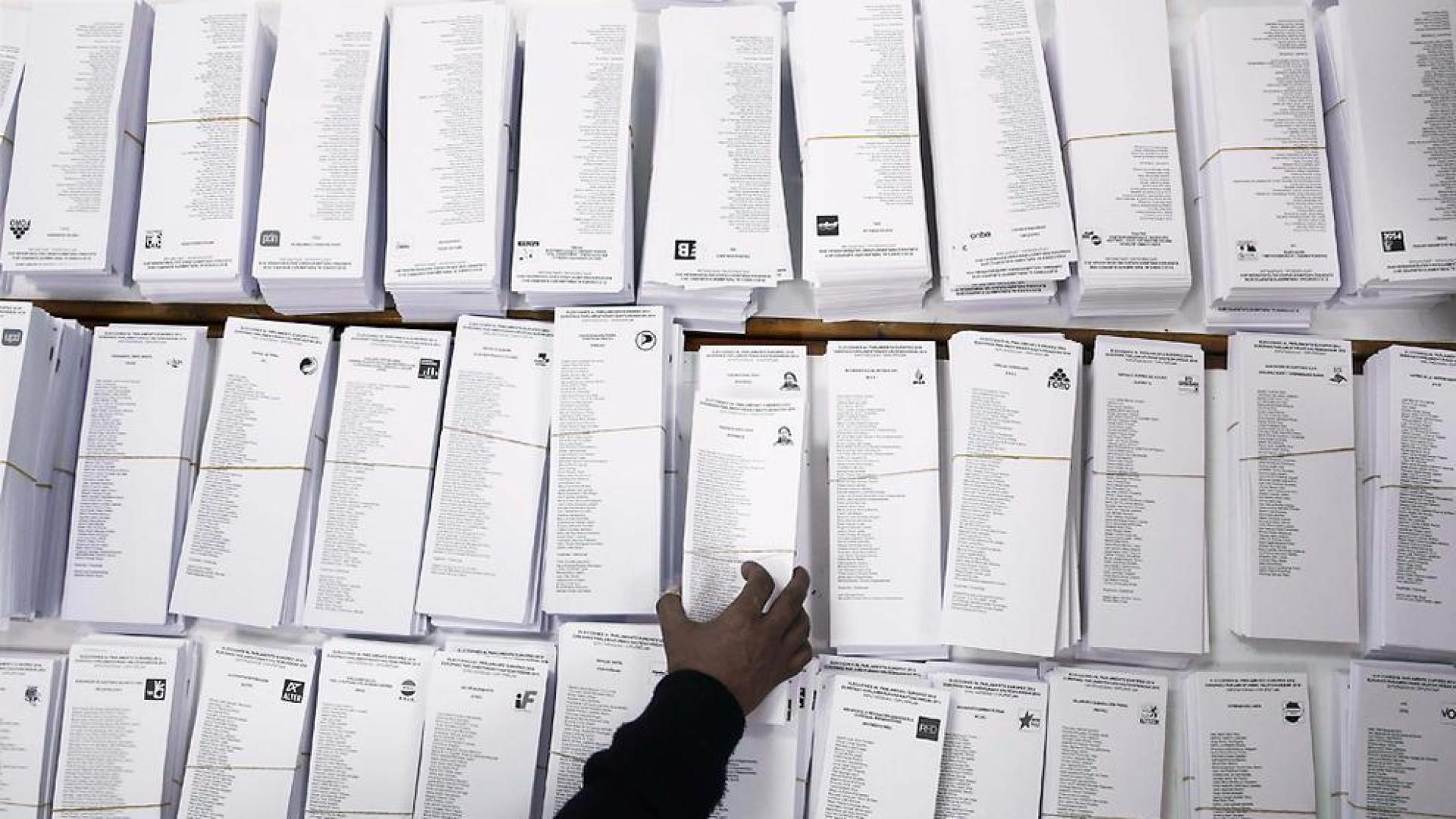El bipartidismo se somete a examen en la cita electoral