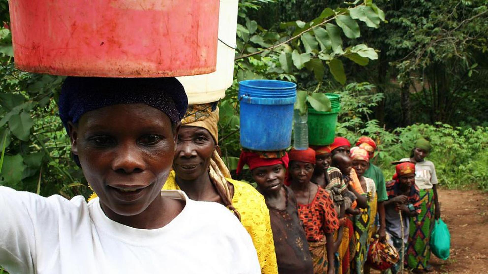 El 48% de la población de África sigue bajo el umbral de la pobreza