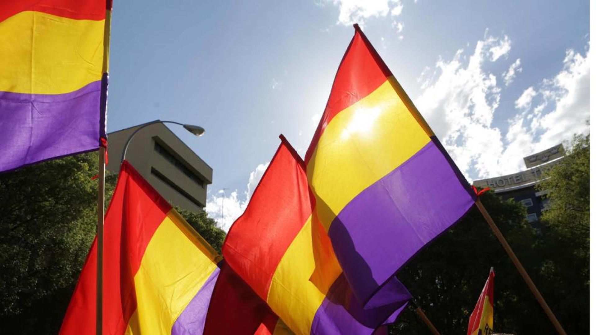 La Polic&iacute;a impedir&aacute; exhibir banderas  republicanas en el desfile de Felipe VI