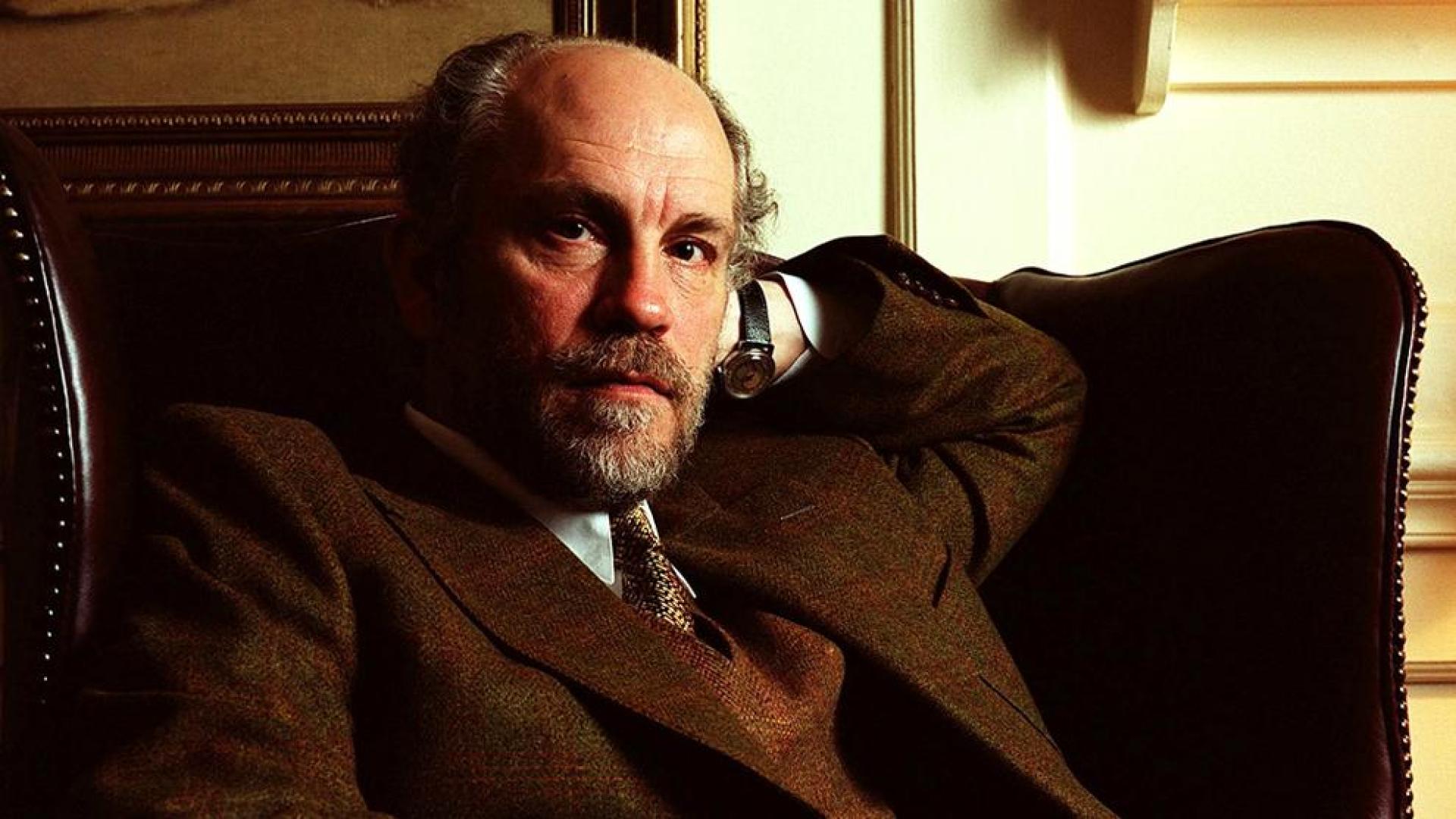 John Malkovich salva la vida a un hombre