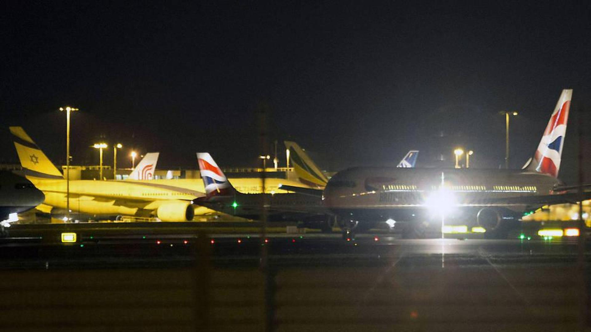 Cancelados más de 30 vuelos en Heathrow tras el caos del viernes