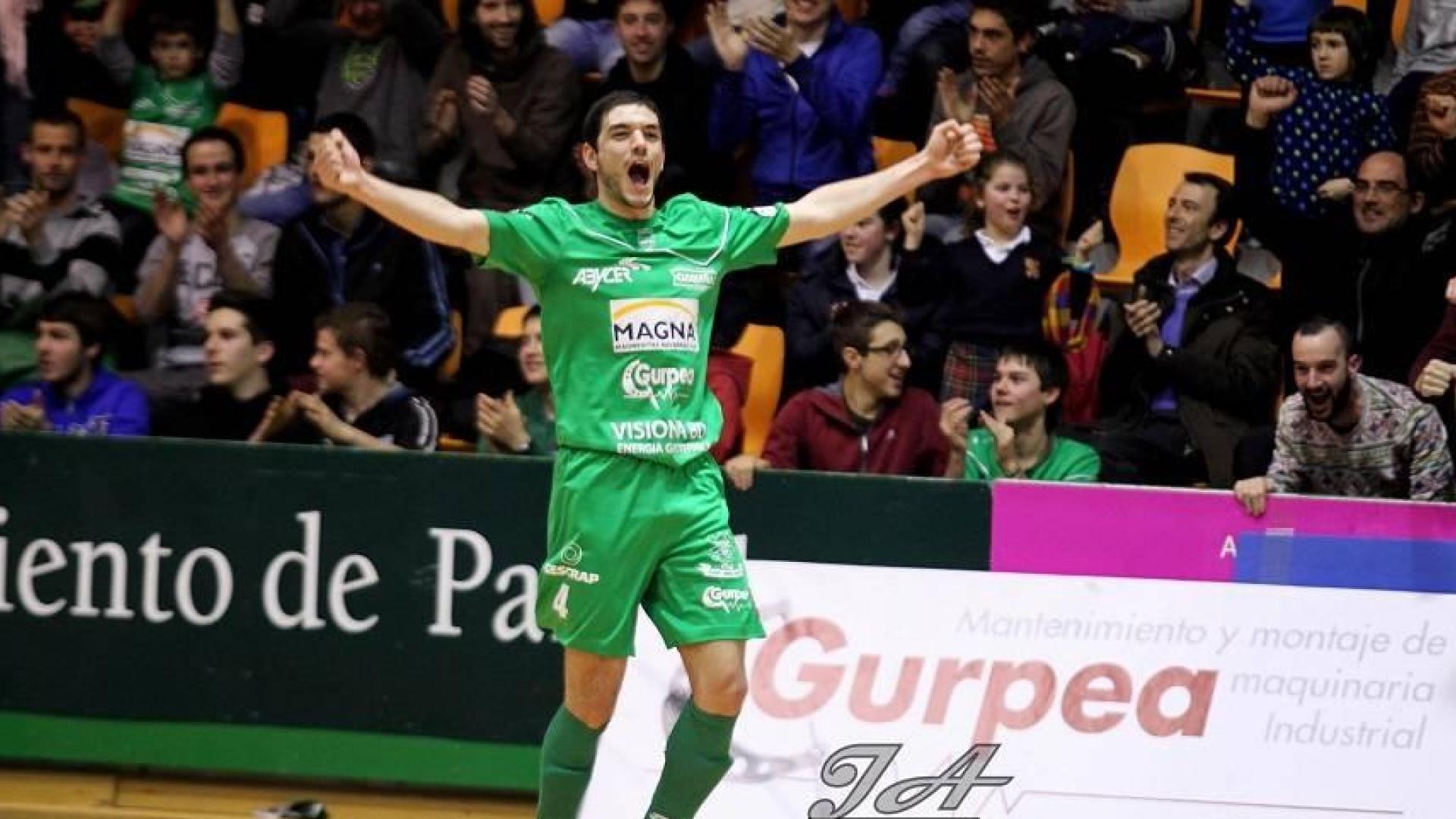 Marc Tolra, con el Xota.