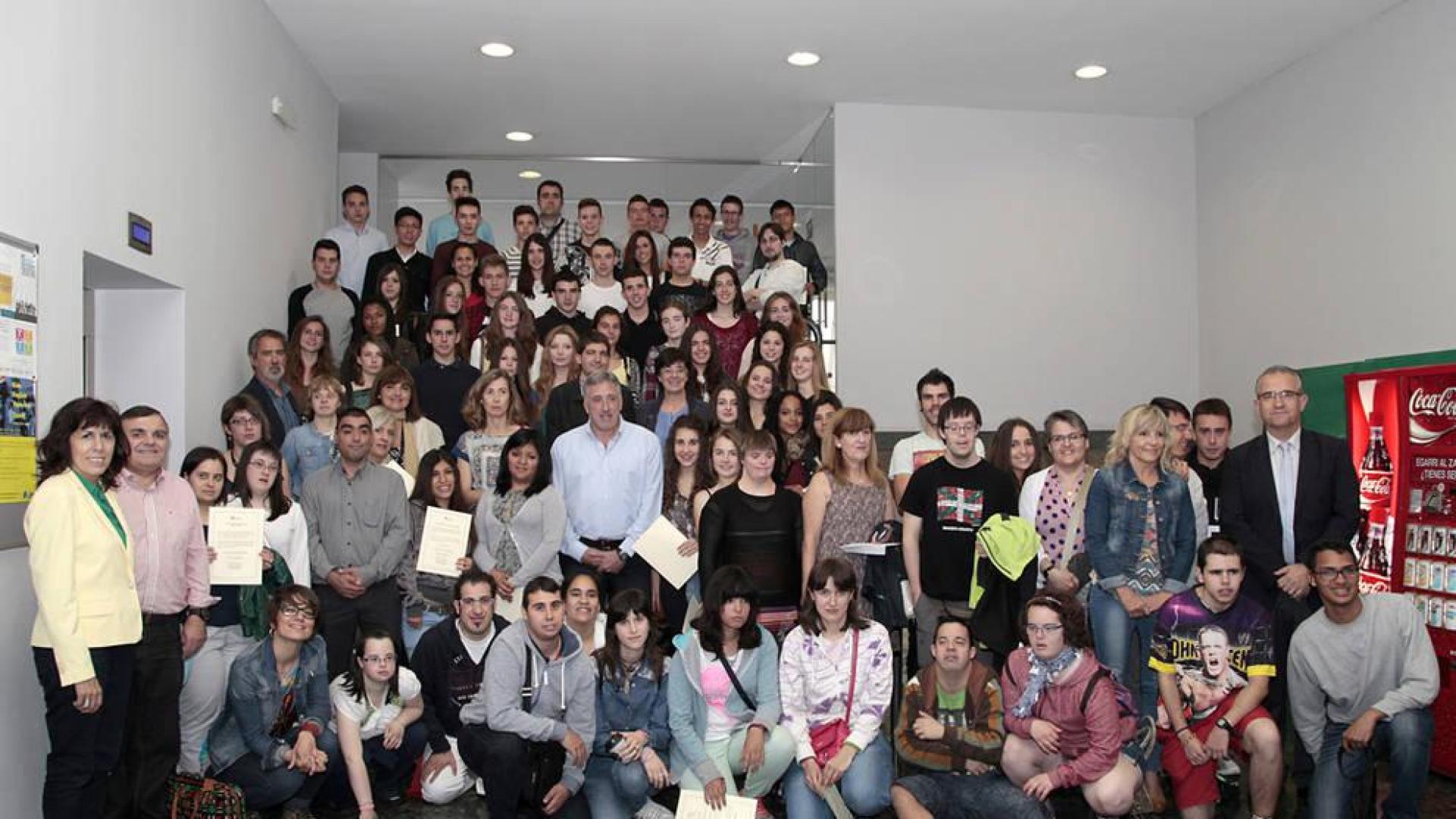 ​Los 66 corresponsales de la Casa de la Juventud reciben sus galardones