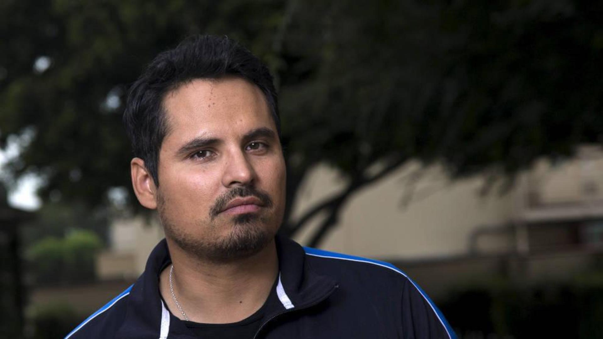 Michael Peña.