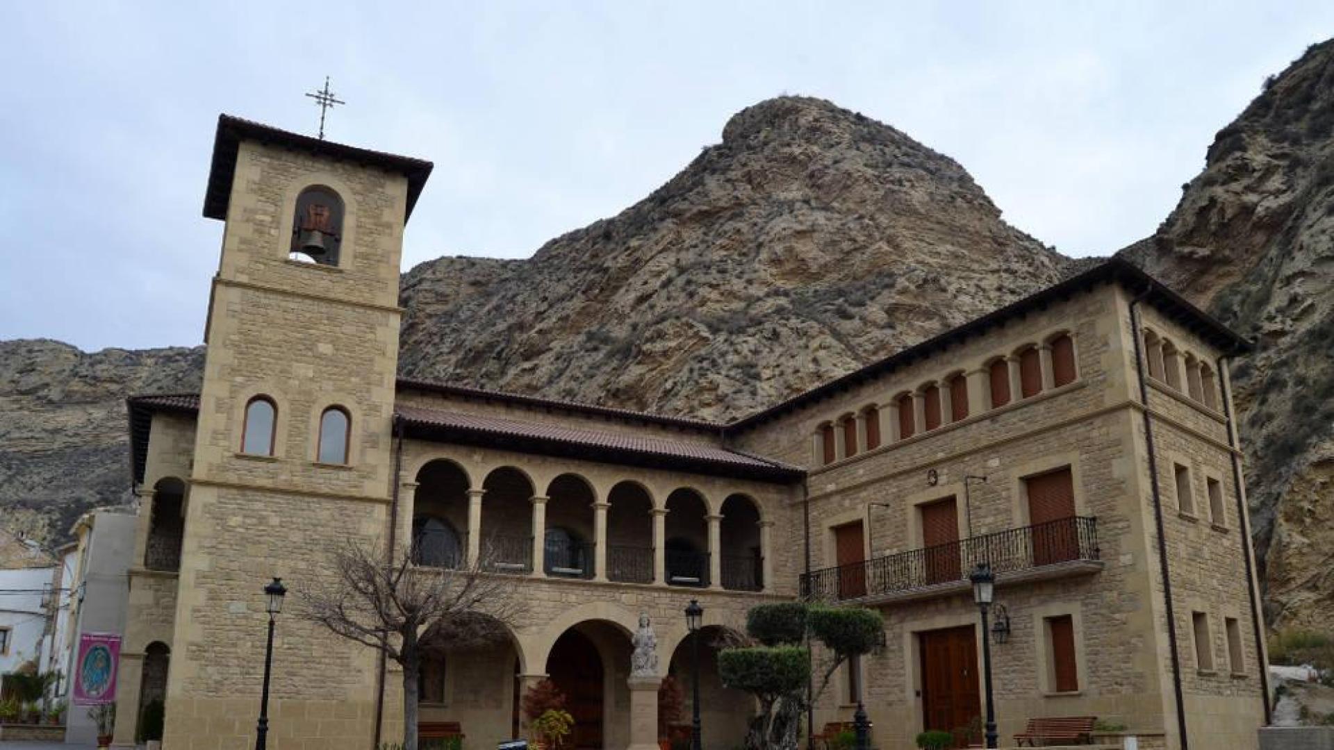 La parroquia de Azagra se adhiere al mecenazgo para su financiación