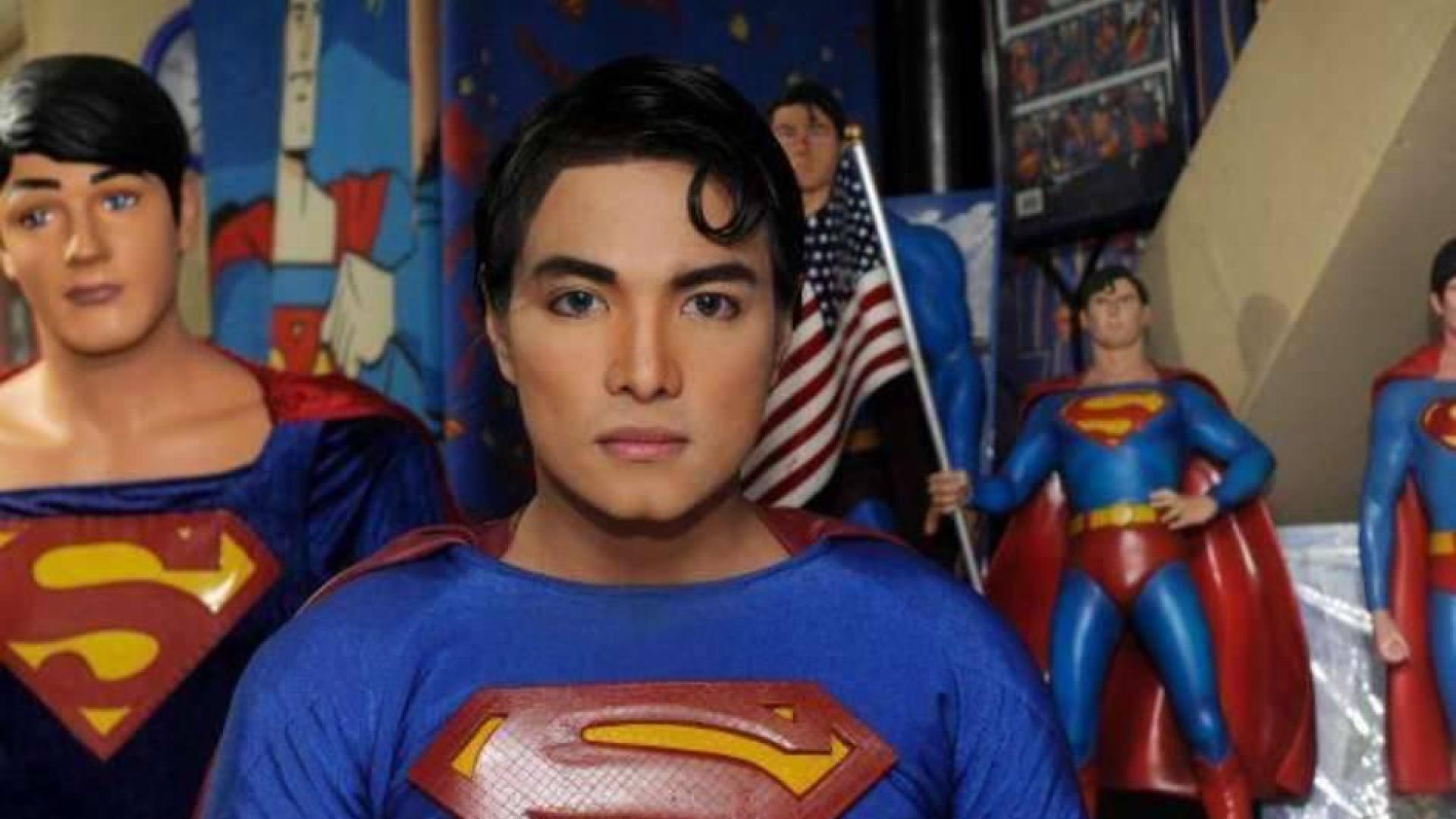 Un filipino se opera 26 veces para ser como Superman