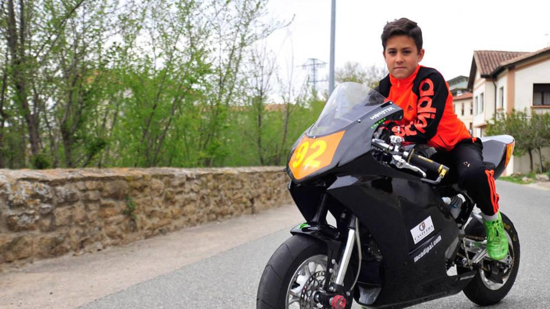 Sandro quiere ser motorista