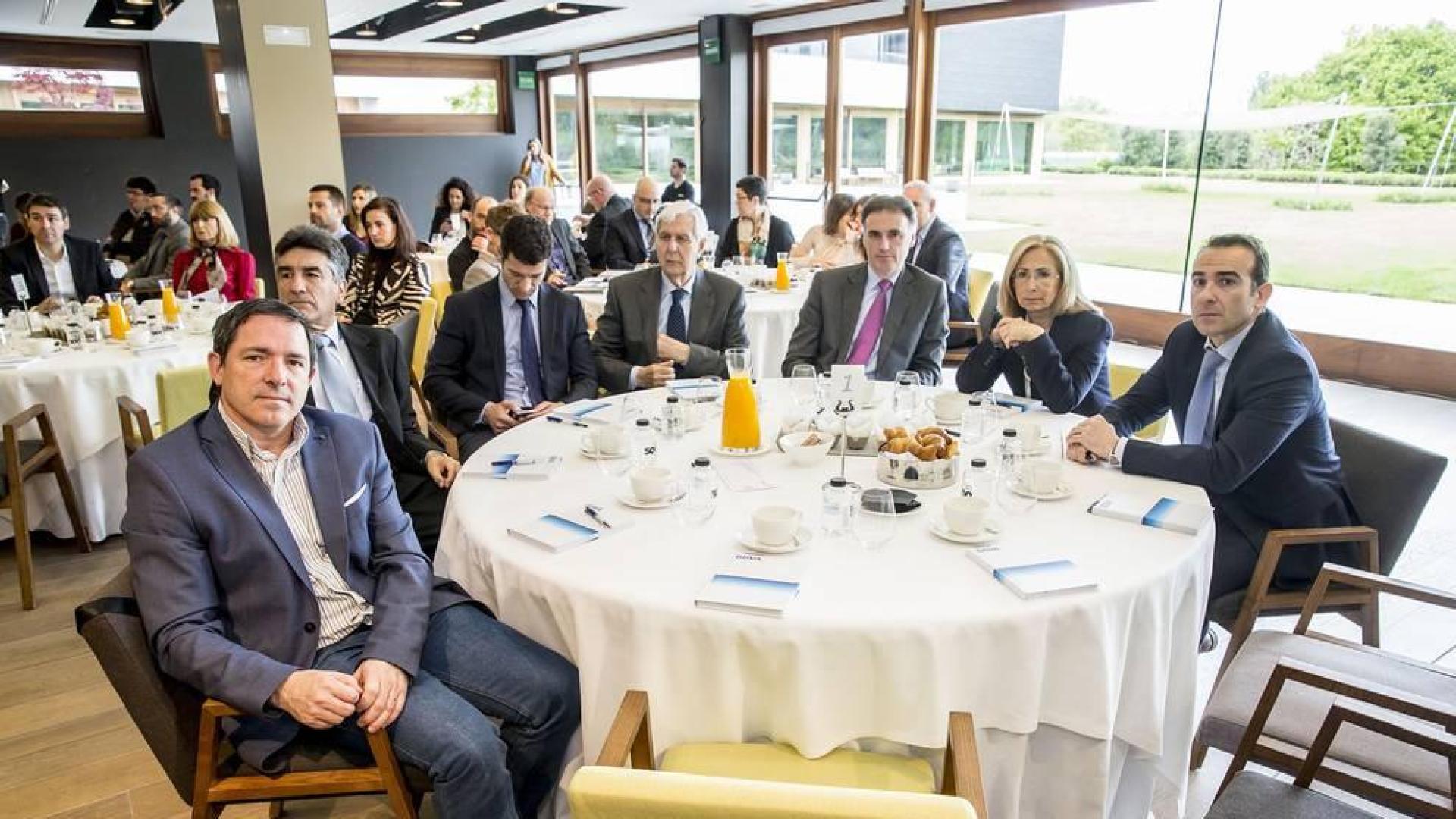 Diario de Navarra y BBVA organizaron el miércoles 11 de mayo de 2016 una jornada sobre digitalización empresarial.