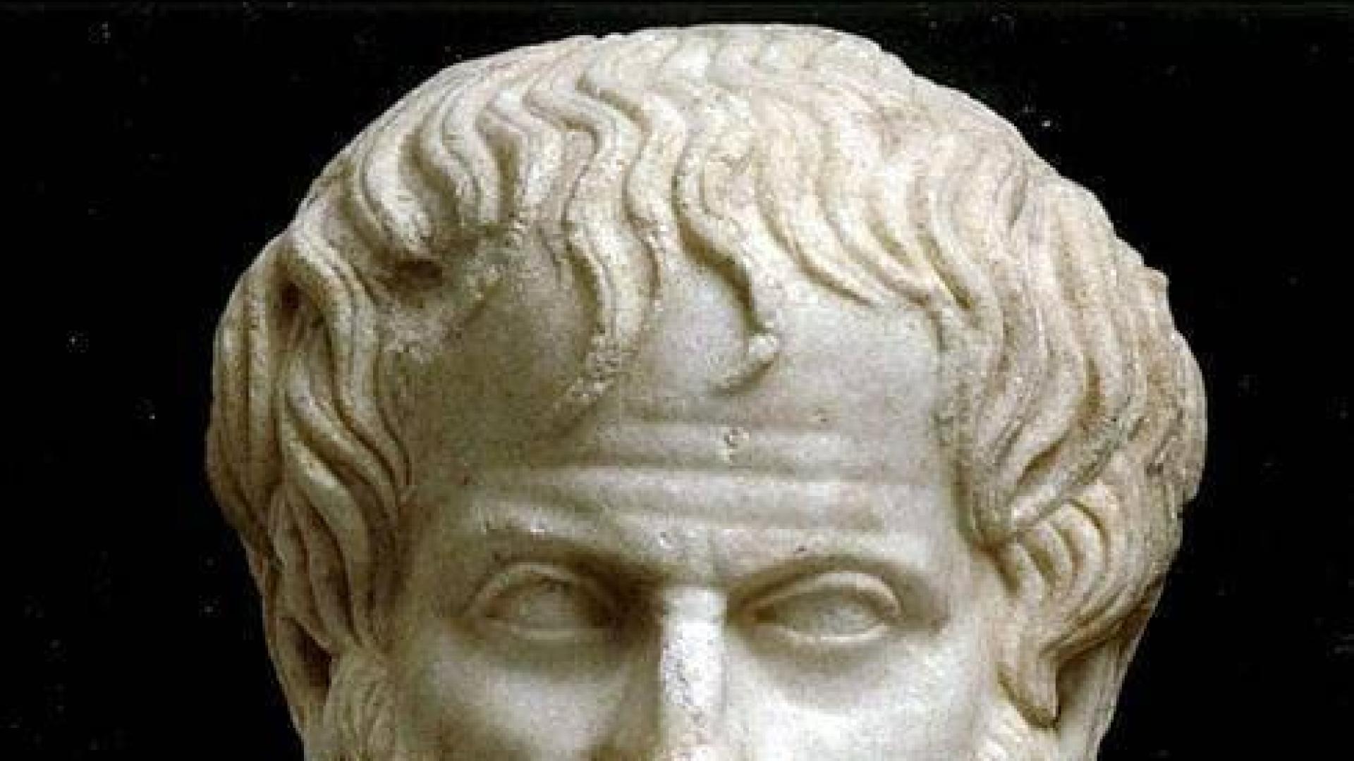 Busto del filósofo griego Aristóteles.