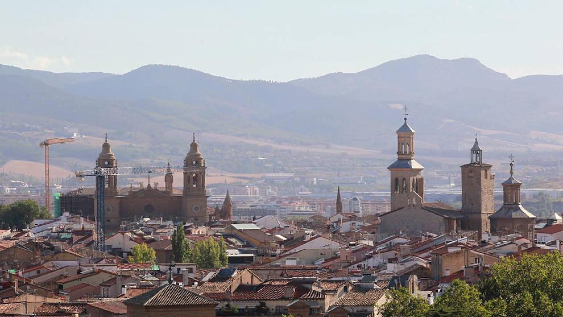 Una ruta por el Casco Viejo enseña la importancia de la mujer en Pamplona