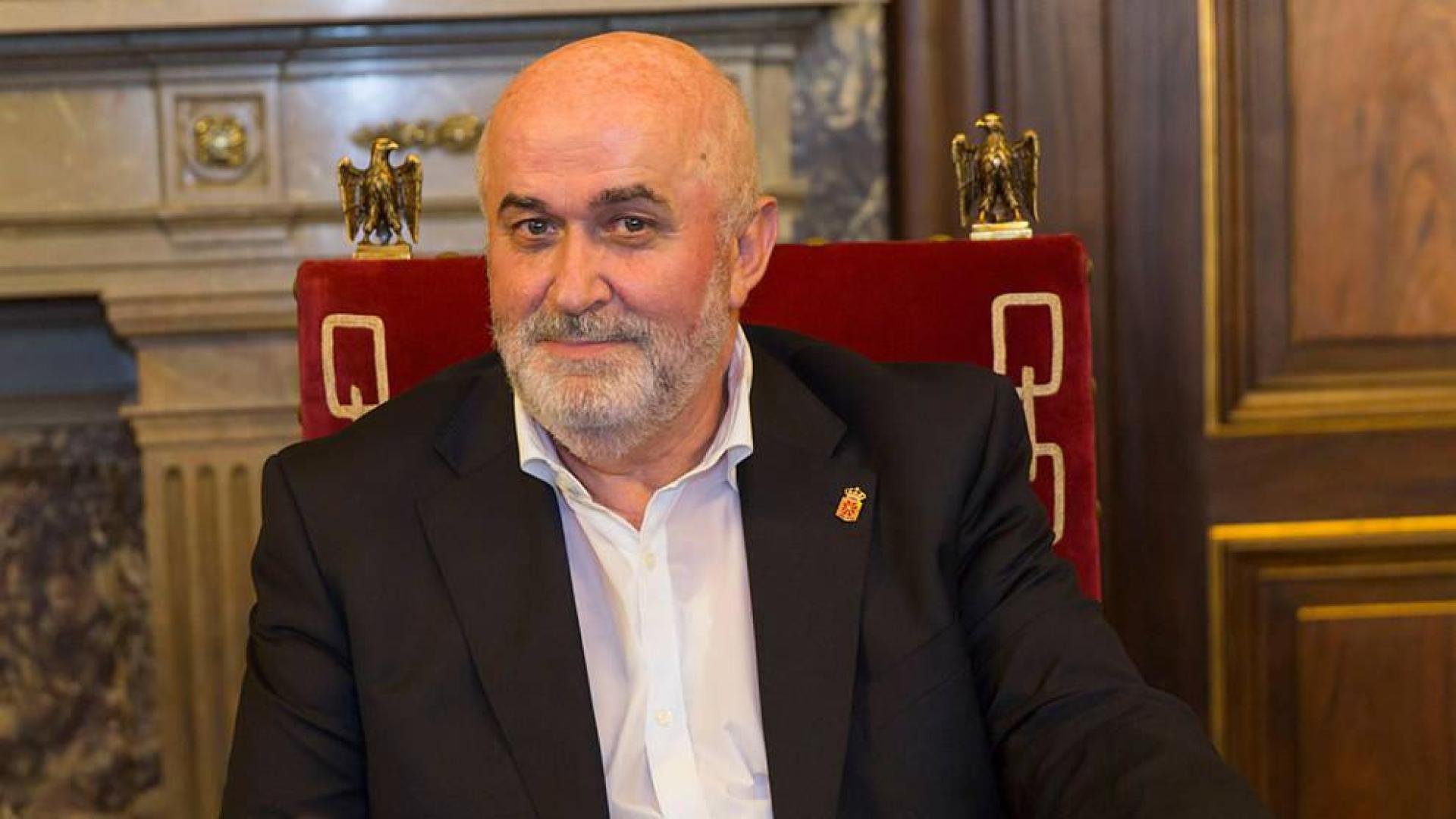José Luis Mendoza: "La apuesta ideal sería una educación cuatrilingüe"