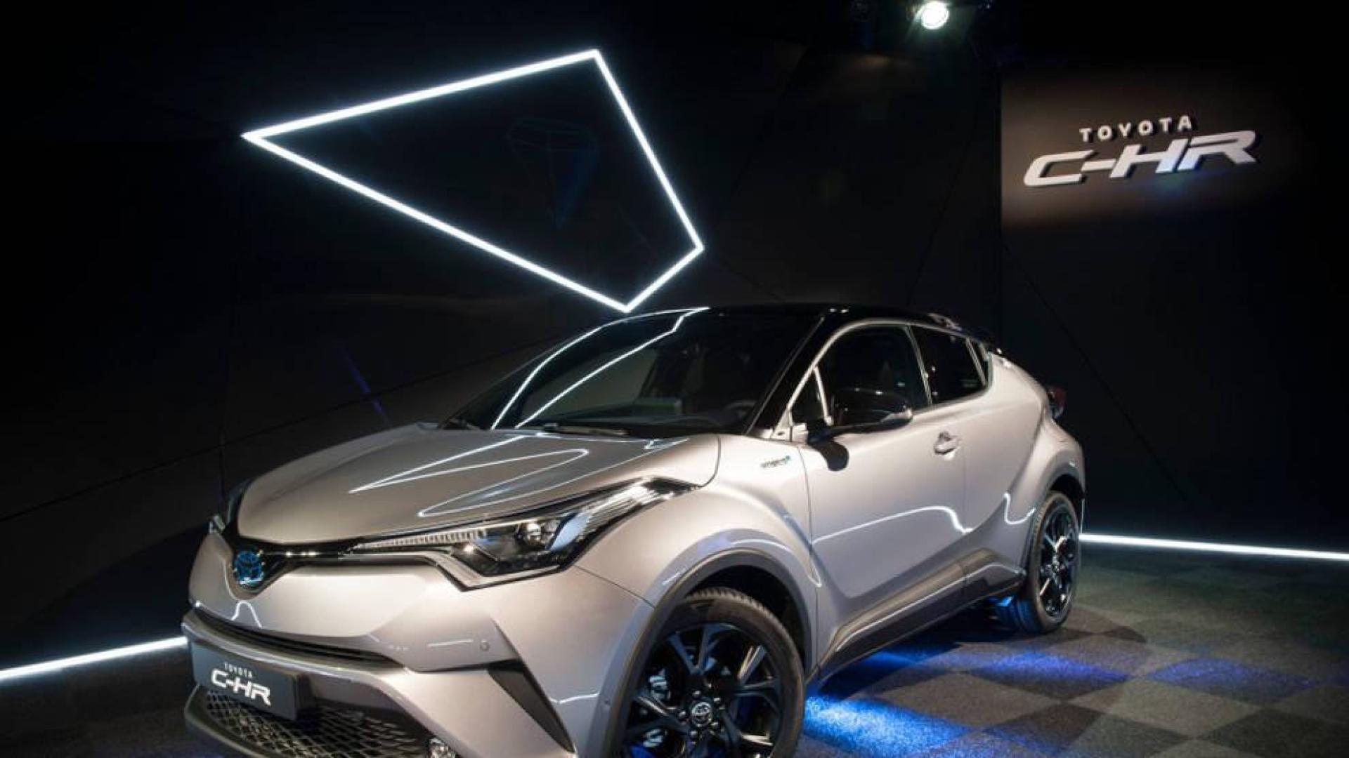 La edición limitada presenta un aire rebelde y desafiante, con llantas en color negro y estética repleta de aristas.