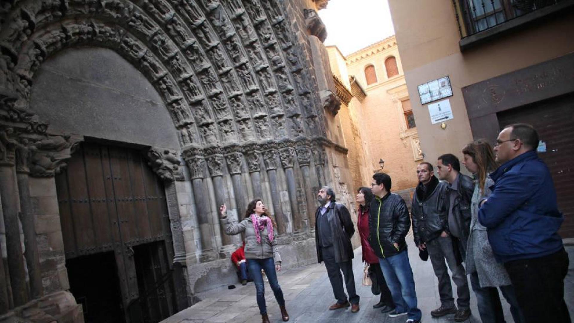 Navarra contará con una guía sobre turismo accesible para personas con discapacidad