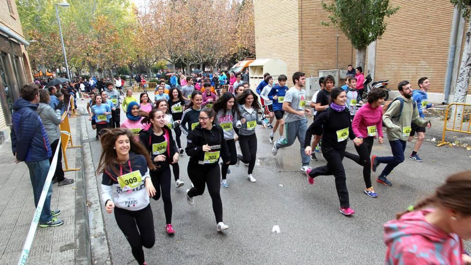Un total de 485 atletas participaron en Tudela en la XXVIII Carrera Popular de Amimet