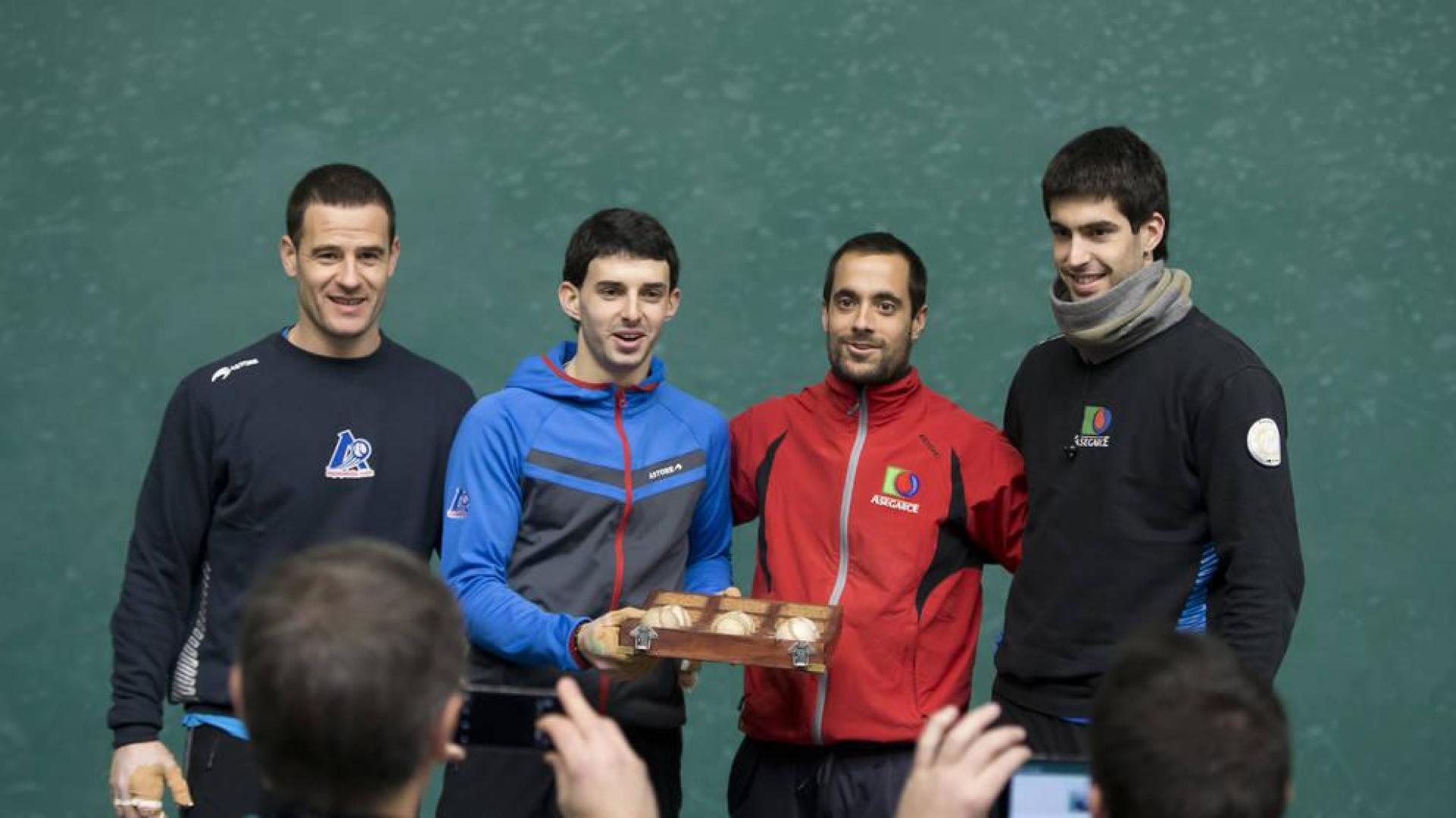 Barriola, Altuna, Bengoetxea y Larunbe, en el Labrit.